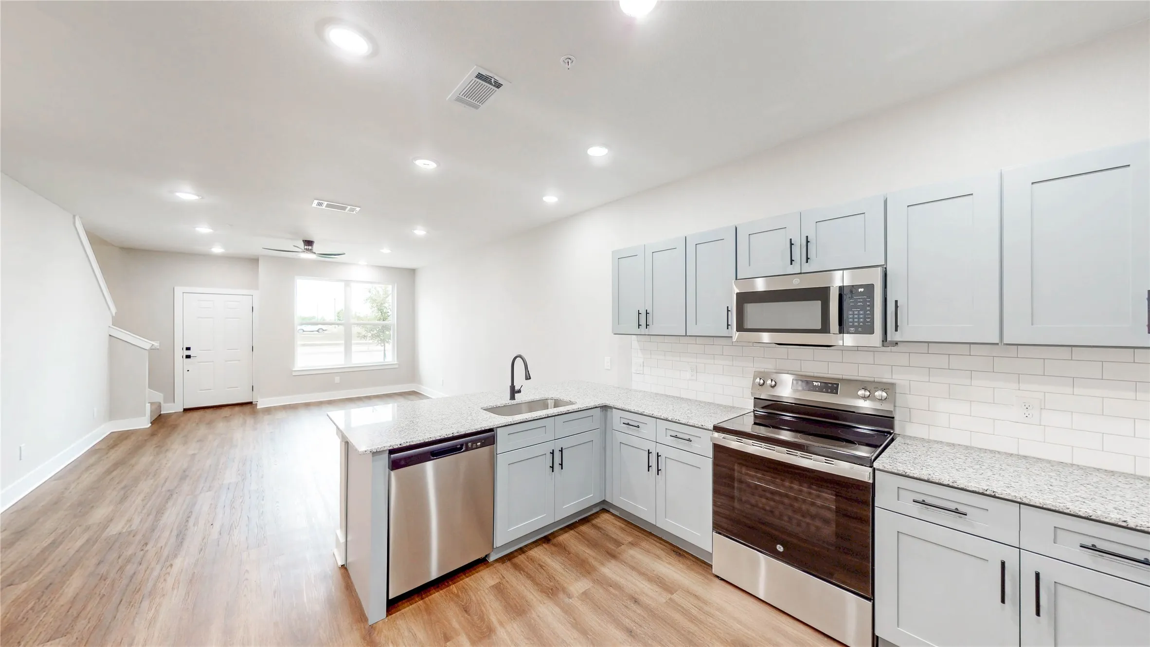 Townhouse For Sale in Denton County , 3709 Bonnie Brae Street, Denton, Texas 76226, 3 Bedroom, 3 Bathroom, 2 Garage spaces, 1,870 Sqft, built in 2026, mls#21342378, Real Estate Agent in Denton, Homes For Sale in Denton county, Homes For Sale in Denton, Realtor in Denton Texas, Real Estate Brokerage Independent Realty Texas, Luminita Cordes Realtor