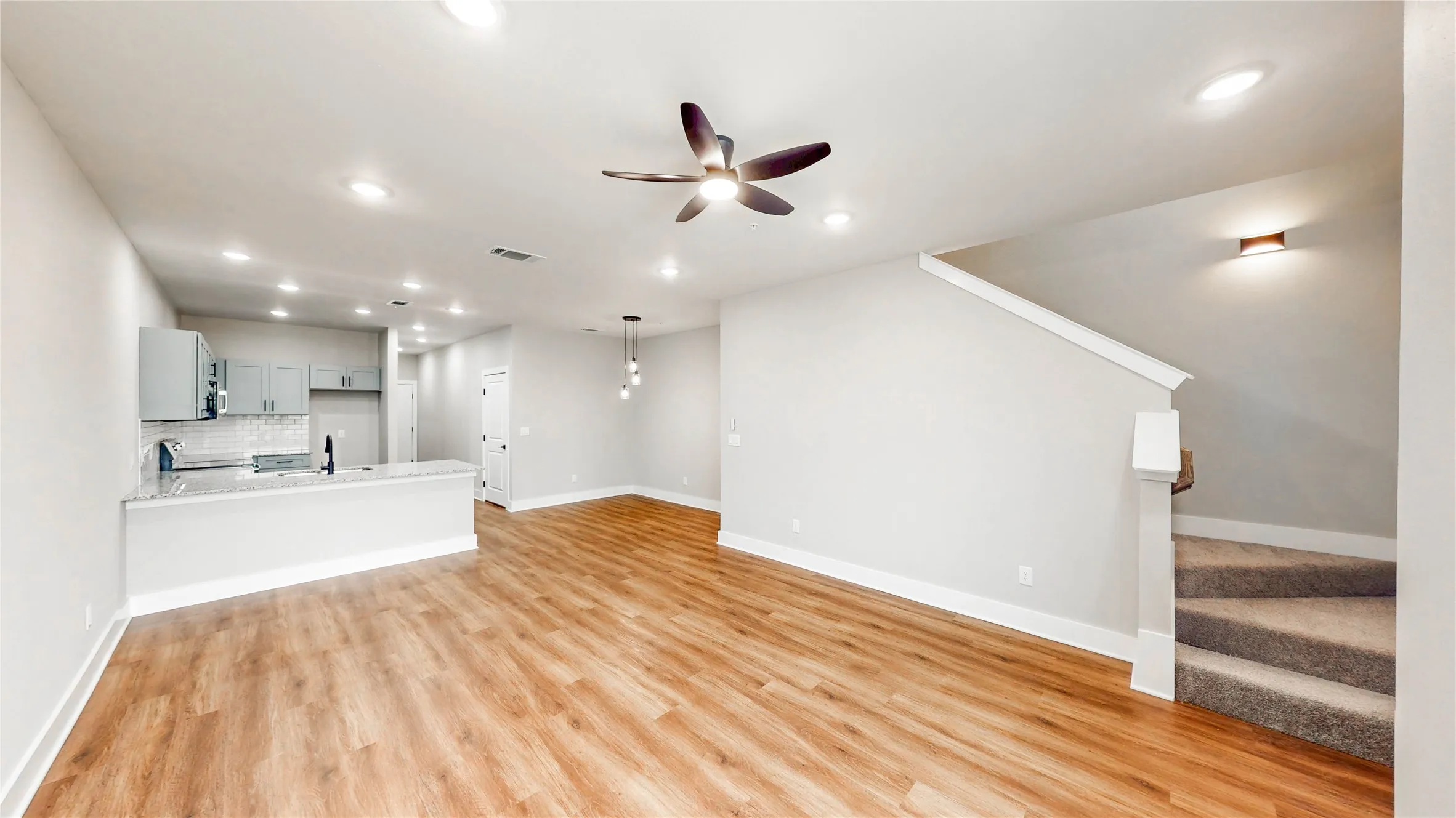 Townhouse For Sale in Denton County , 3709 Bonnie Brae Street, Denton, Texas 76226, 3 Bedroom, 3 Bathroom, 2 Garage spaces, 1,870 Sqft, built in 2026, mls#21342378, Real Estate Agent in Denton, Homes For Sale in Denton county, Homes For Sale in Denton, Realtor in Denton Texas, Real Estate Brokerage Independent Realty Texas, Luminita Cordes Realtor