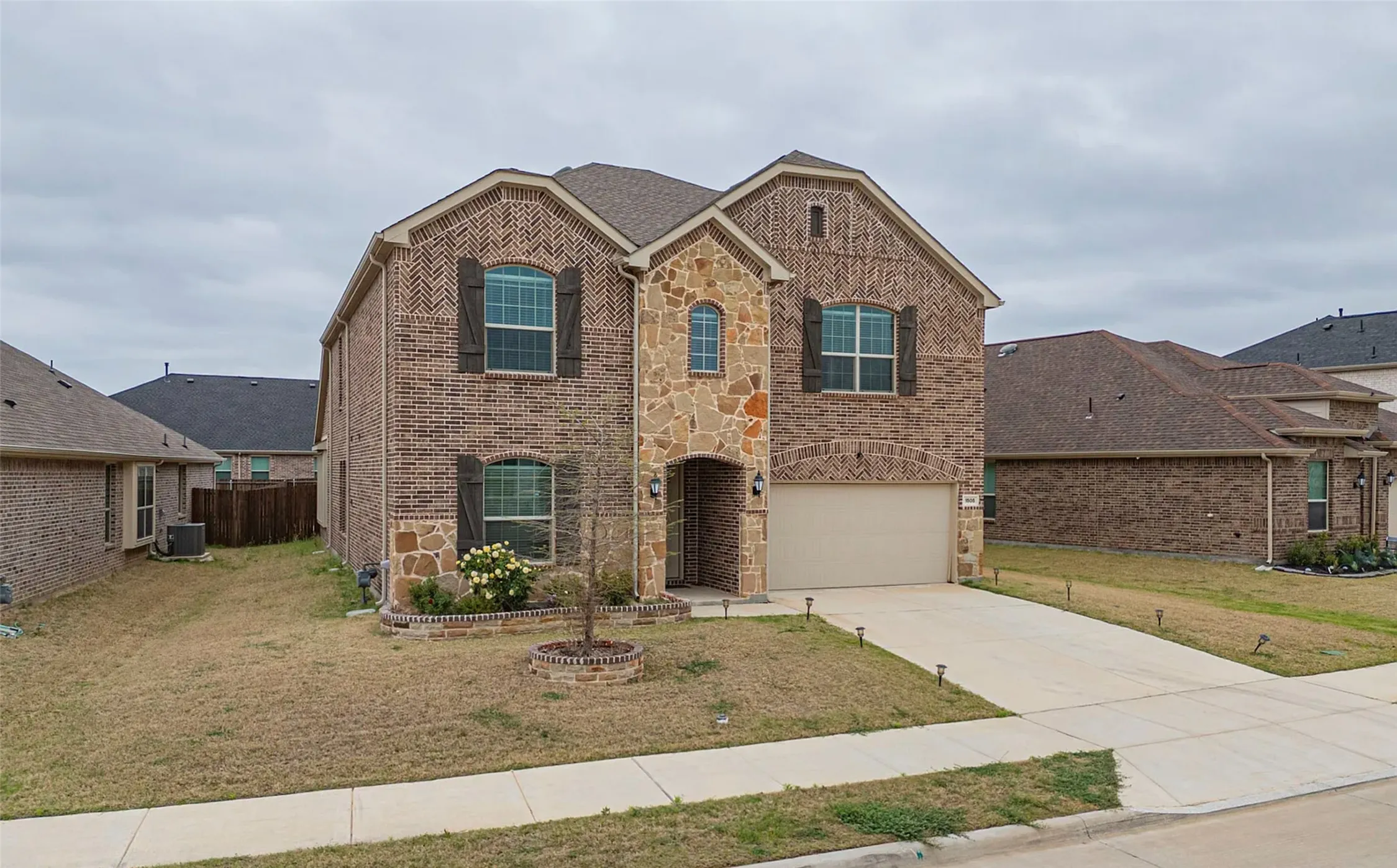 Single Family Residence For Rent in Denton County , 1505 Kurelek Drive, Little Elm, Texas 75068, 5 Bedroom, 5 Bathroom, 2 Garage spaces, 3,401 Sqft, built in 2023, mls#21341014, Real Estate Agent in Little Elm, Homes For Rent in Denton county, Homes For Rent in Little Elm, Realtor in Little Elm Texas, Real Estate Brokerage Independent Realty Texas, Luminita Cordes Realtor