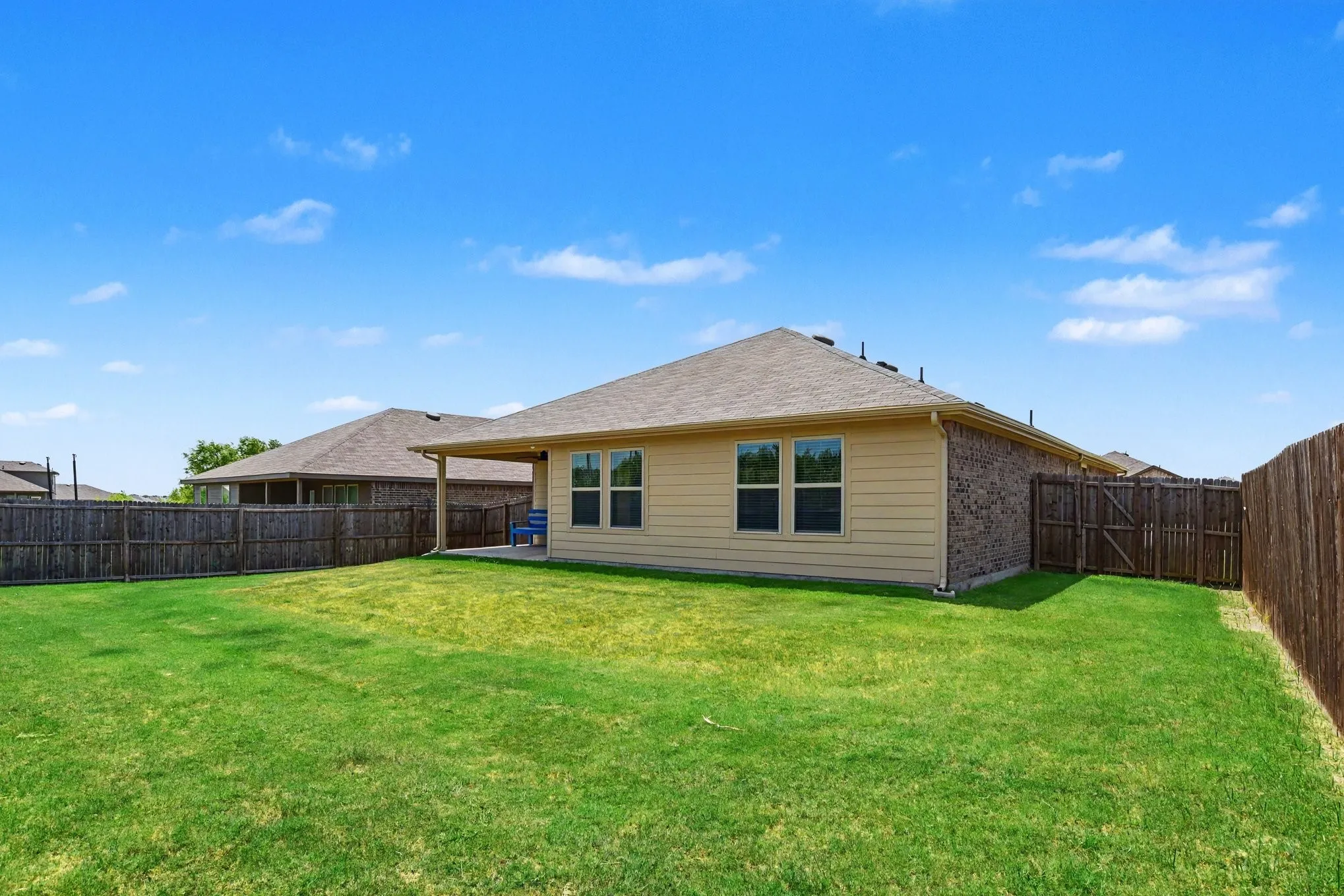 Single Family Residence For Sale in Collin County , 1207 Honeysuckle Drive, Josephine, Texas 75189, 4 Bedroom, 2 Bathroom, 2 Garage spaces, 1,785 Sqft, built in 2021, mls#21340944, Real Estate Agent in Josephine, Homes For Sale in Collin county, Homes For Sale in Josephine, Realtor in Josephine Texas, Real Estate Brokerage Independent Realty Texas, Luminita Cordes Realtor