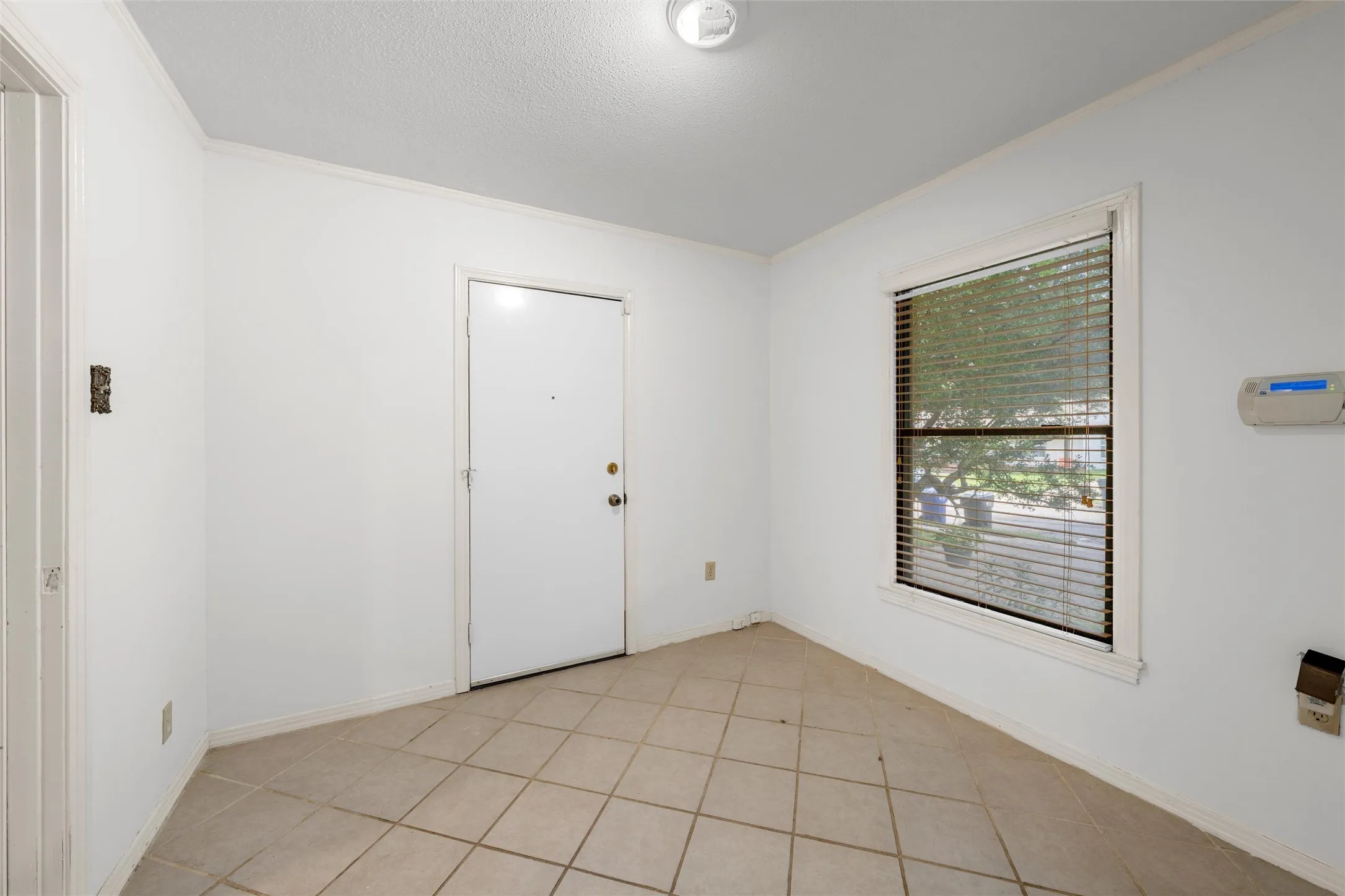 Single Family Residence For Sale in Mc Lennan County , 4513 Athens Avenue, Waco, Texas 76710, 3 Bedrooms, 2 Bathrooms, Garage spaces, 1,545 Sqft, built in 1951, Price $232,000, mls#21338568, Real Estate Agent in Waco, Homes For Sale in Mc Lennan county, Homes For Sale in Waco, Realtor in Waco Texas, Real Estate Brokerage Independent Realty Texas, Luminita Cordes Realtor