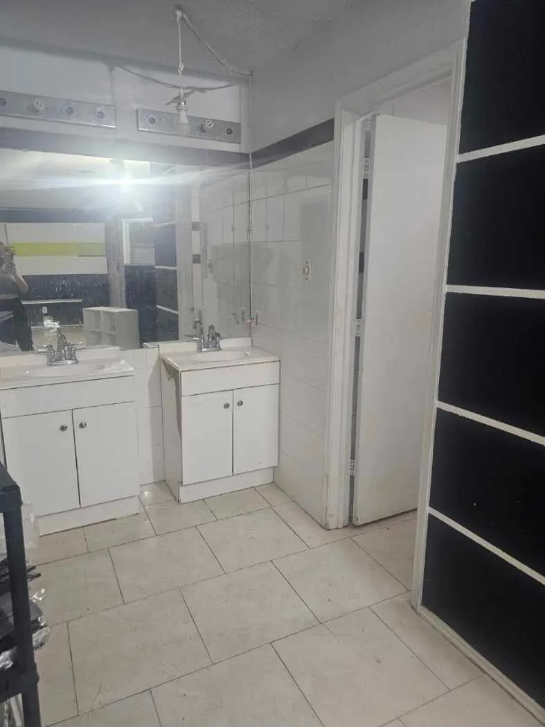 Single Family Residence For Sale in Tarrant County , 330 Valley Spring Drive, Arlington, Texas 76018, 3 Bedroom, 2 Bathroom, 2 Garage spaces, 1,367 Sqft, built in 1985, mls#21341940, Real Estate Agent in Arlington, Homes For Sale in Tarrant county, Homes For Sale in Arlington, Realtor in Arlington Texas, Real Estate Brokerage Independent Realty Texas, Luminita Cordes Realtor