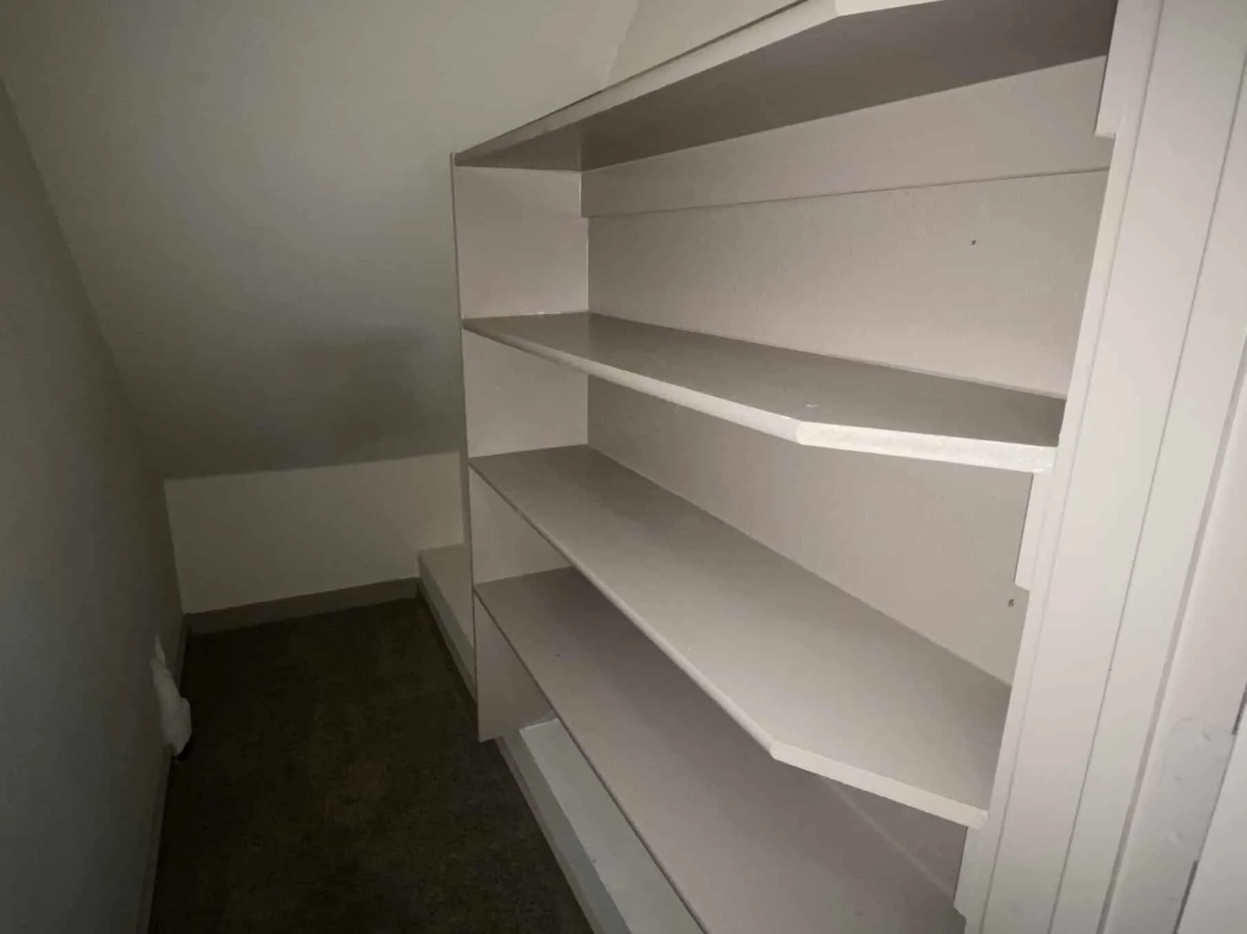 Townhouse For Rent in Tarrant County , 3621 Valley Vista Drive 505, Fort Worth, Texas 76053, 2 Bedroom, 3 Bathroom, Garage spaces, 1,350 Sqft, built in 2013, mls#21341757, Real Estate Agent in Fort Worth, Homes For Rent in Tarrant county, Homes For Rent in Fort Worth, Realtor in Fort Worth Texas, Real Estate Brokerage Independent Realty Texas, Luminita Cordes Realtor