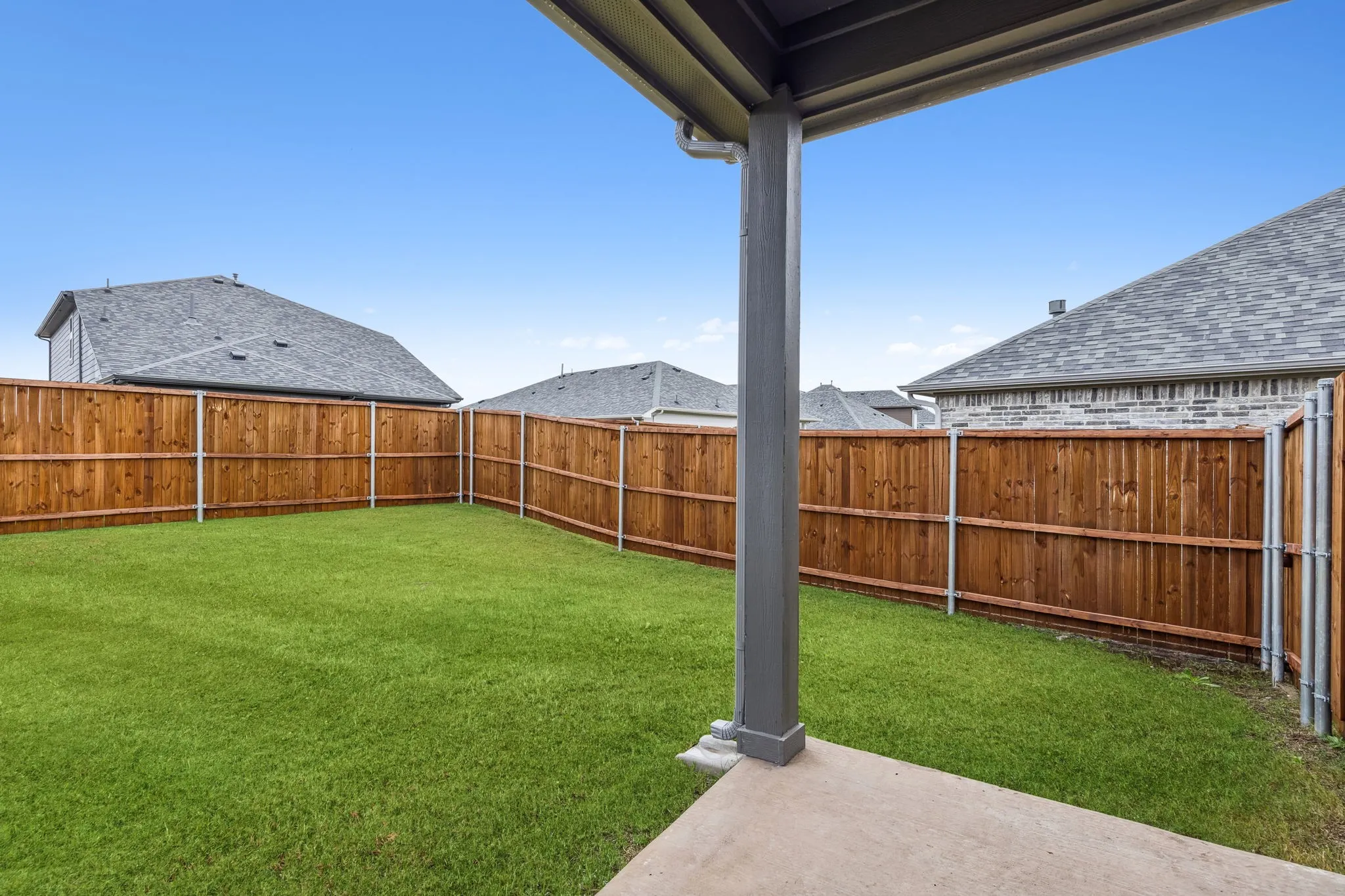 Single Family Residence For Sale in Collin County , 409 Hoot Owl Hill, Weston, Texas 75009, 4 Bedroom, 3 Bathroom, 2 Garage spaces, 2,438 Sqft, built in 2023, mls#21342415, Real Estate Agent in Weston, Homes For Sale in Collin county, Homes For Sale in Weston, Realtor in Weston Texas, Real Estate Brokerage Independent Realty Texas, Luminita Cordes Realtor
