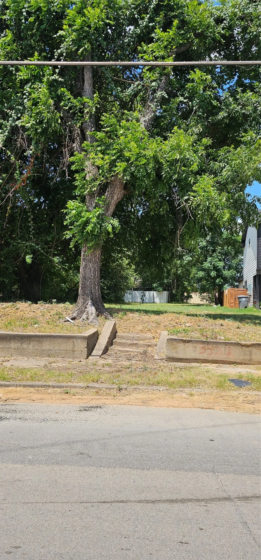 Improved Land For Sale in Dallas County , 3522 W Holmes Street SW, Dallas, Texas 75215, 0, 0, Garage spaces, 0 Sqft, built in 0, mls#21336740, Real Estate Agent in Dallas, Homes For Sale in Dallas county, Homes For Sale in Dallas, Realtor in Dallas Texas, Real Estate Brokerage Independent Realty Texas, Luminita Cordes Realtor