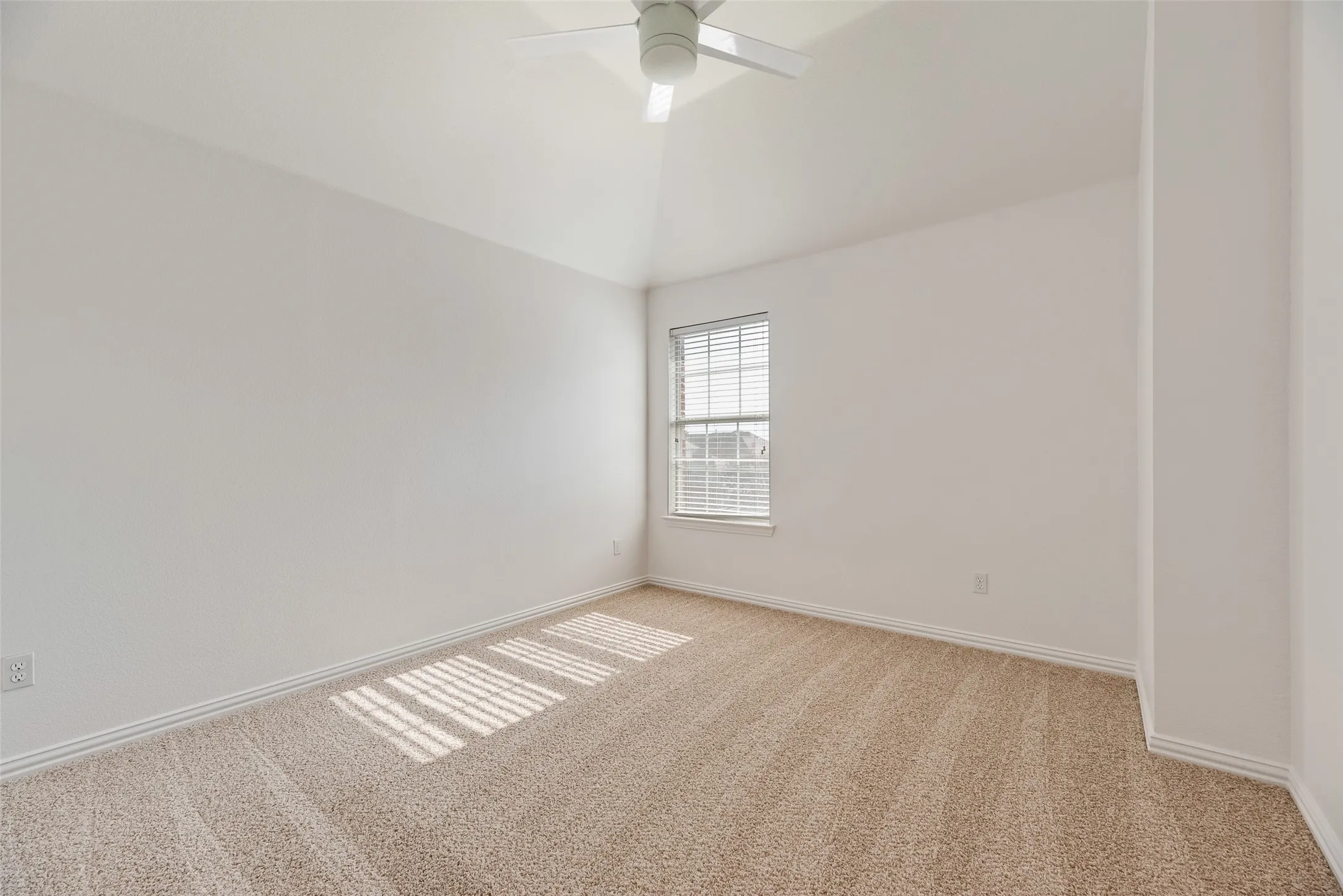 Single Family Residence For Rent in Collin County , 3104 Angus Drive, Plano, Texas 75025, 4 Bedroom, 4 Bathroom, 2 Garage spaces, 3,278 Sqft, built in 2000, mls#21342442, Real Estate Agent in Plano, Homes For Rent in Collin county, Homes For Rent in Plano, Realtor in Plano Texas, Real Estate Brokerage Independent Realty Texas, Luminita Cordes Realtor