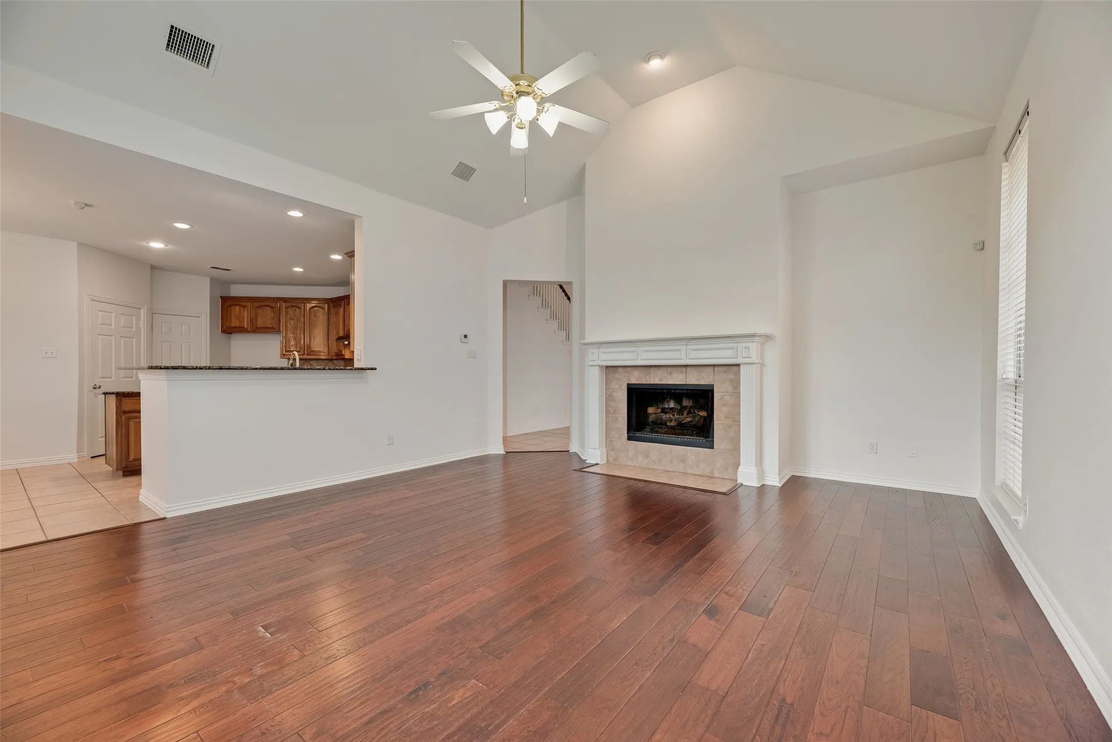 Single Family Residence For Rent in Collin County , 3104 Angus Drive, Plano, Texas 75025, 4 Bedroom, 4 Bathroom, 2 Garage spaces, 3,278 Sqft, built in 2000, mls#21342442, Real Estate Agent in Plano, Homes For Rent in Collin county, Homes For Rent in Plano, Realtor in Plano Texas, Real Estate Brokerage Independent Realty Texas, Luminita Cordes Realtor