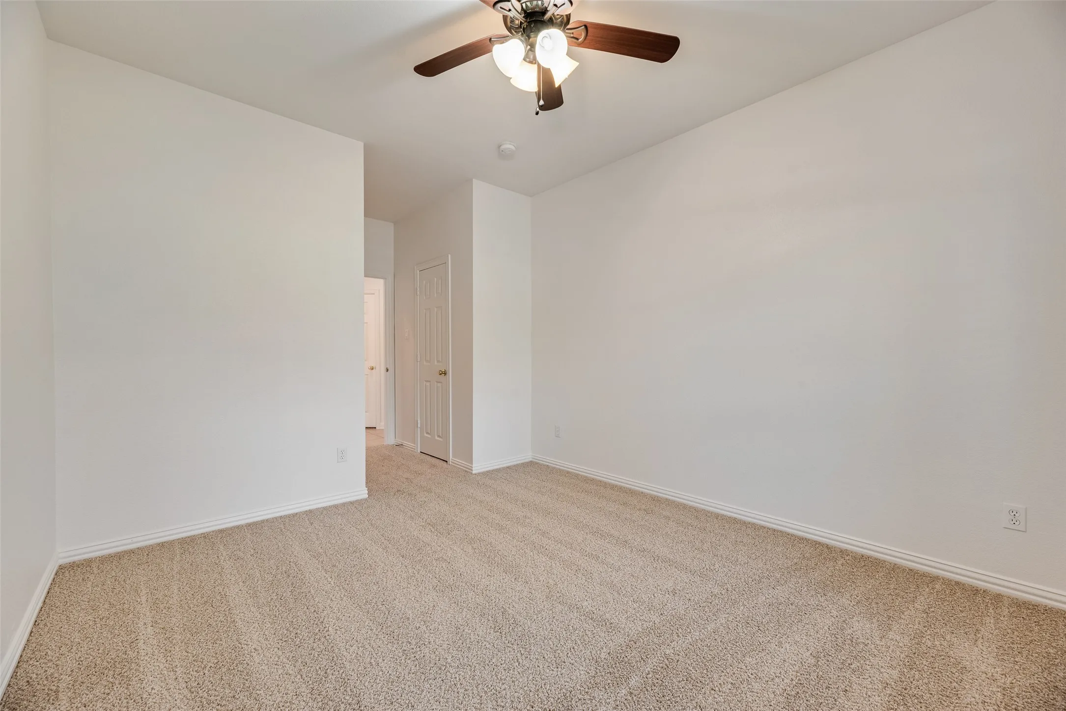 Single Family Residence For Rent in Collin County , 3104 Angus Drive, Plano, Texas 75025, 4 Bedroom, 4 Bathroom, 2 Garage spaces, 3,278 Sqft, built in 2000, mls#21342442, Real Estate Agent in Plano, Homes For Rent in Collin county, Homes For Rent in Plano, Realtor in Plano Texas, Real Estate Brokerage Independent Realty Texas, Luminita Cordes Realtor
