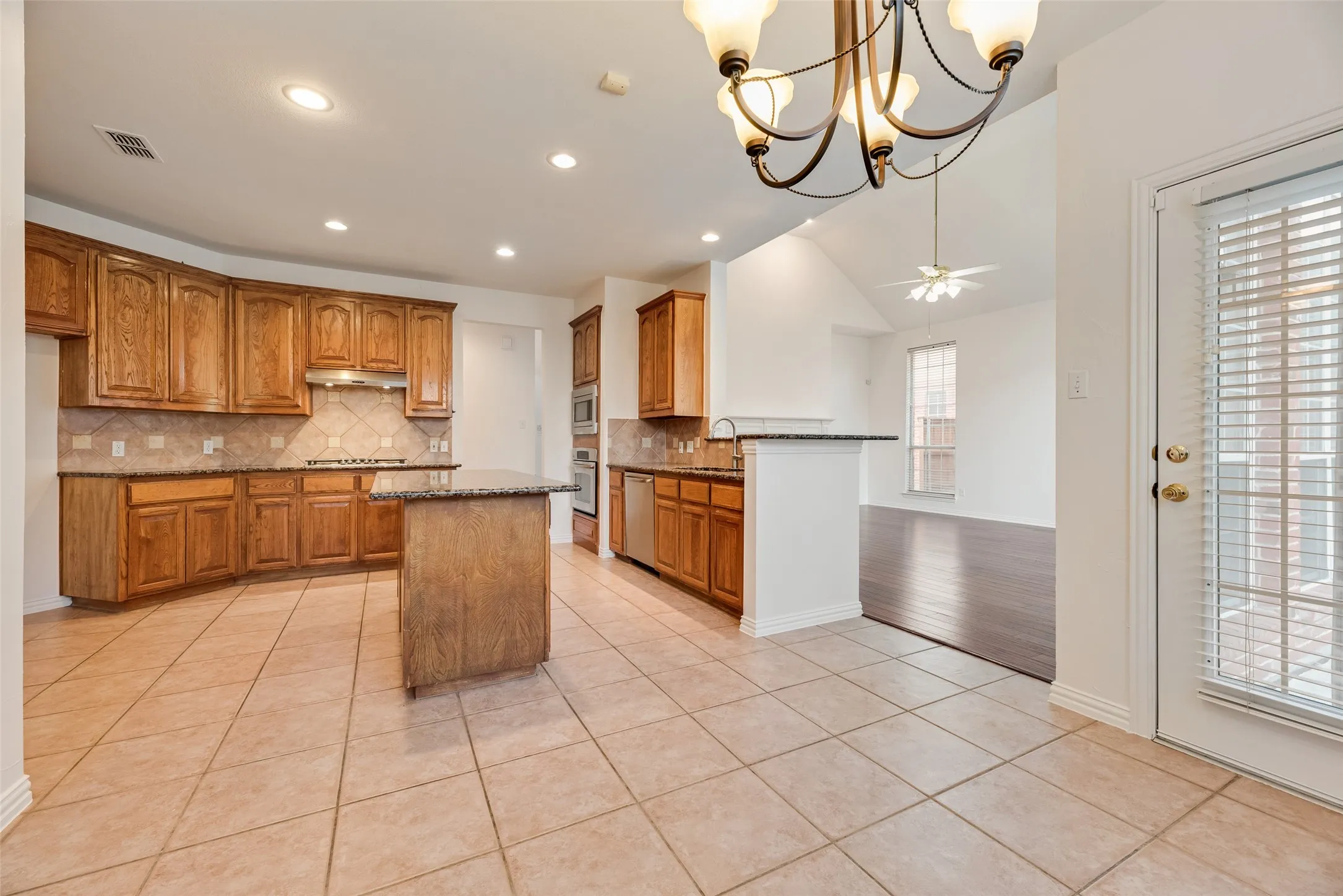 Single Family Residence For Rent in Collin County , 3104 Angus Drive, Plano, Texas 75025, 4 Bedroom, 4 Bathroom, 2 Garage spaces, 3,278 Sqft, built in 2000, mls#21342442, Real Estate Agent in Plano, Homes For Rent in Collin county, Homes For Rent in Plano, Realtor in Plano Texas, Real Estate Brokerage Independent Realty Texas, Luminita Cordes Realtor
