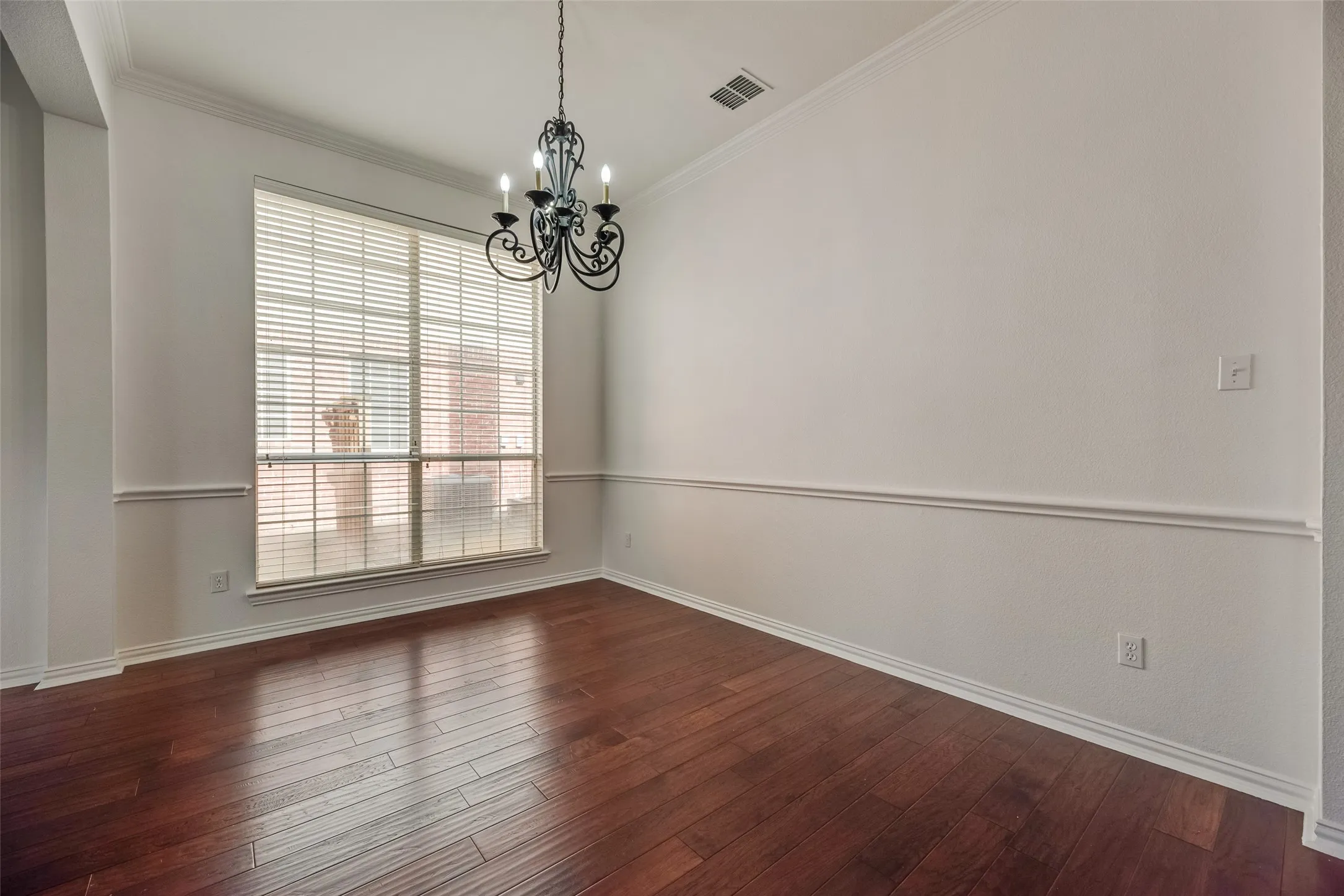 Single Family Residence For Rent in Collin County , 3104 Angus Drive, Plano, Texas 75025, 4 Bedroom, 4 Bathroom, 2 Garage spaces, 3,278 Sqft, built in 2000, mls#21342442, Real Estate Agent in Plano, Homes For Rent in Collin county, Homes For Rent in Plano, Realtor in Plano Texas, Real Estate Brokerage Independent Realty Texas, Luminita Cordes Realtor