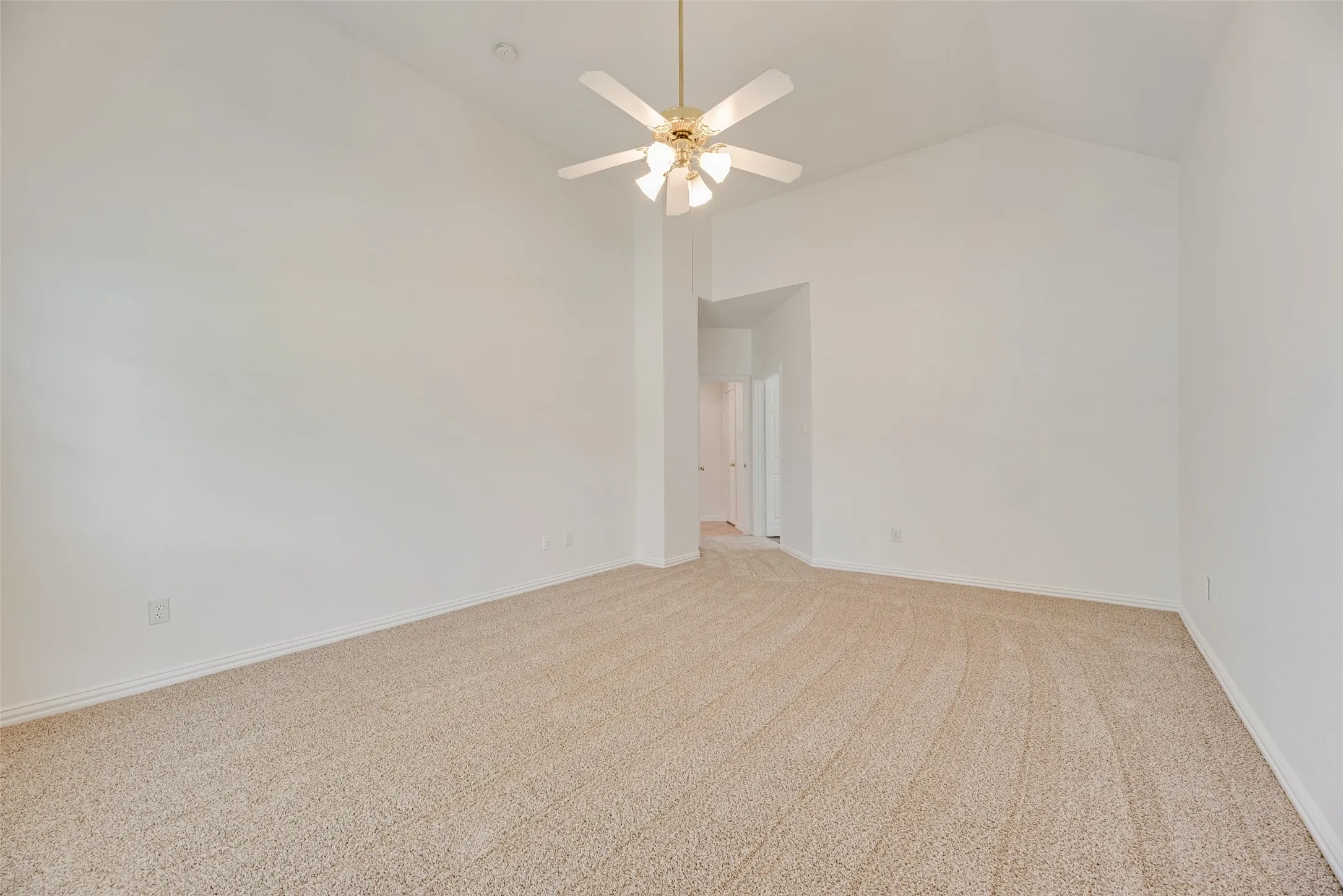 Single Family Residence For Rent in Collin County , 3104 Angus Drive, Plano, Texas 75025, 4 Bedroom, 4 Bathroom, 2 Garage spaces, 3,278 Sqft, built in 2000, mls#21342442, Real Estate Agent in Plano, Homes For Rent in Collin county, Homes For Rent in Plano, Realtor in Plano Texas, Real Estate Brokerage Independent Realty Texas, Luminita Cordes Realtor