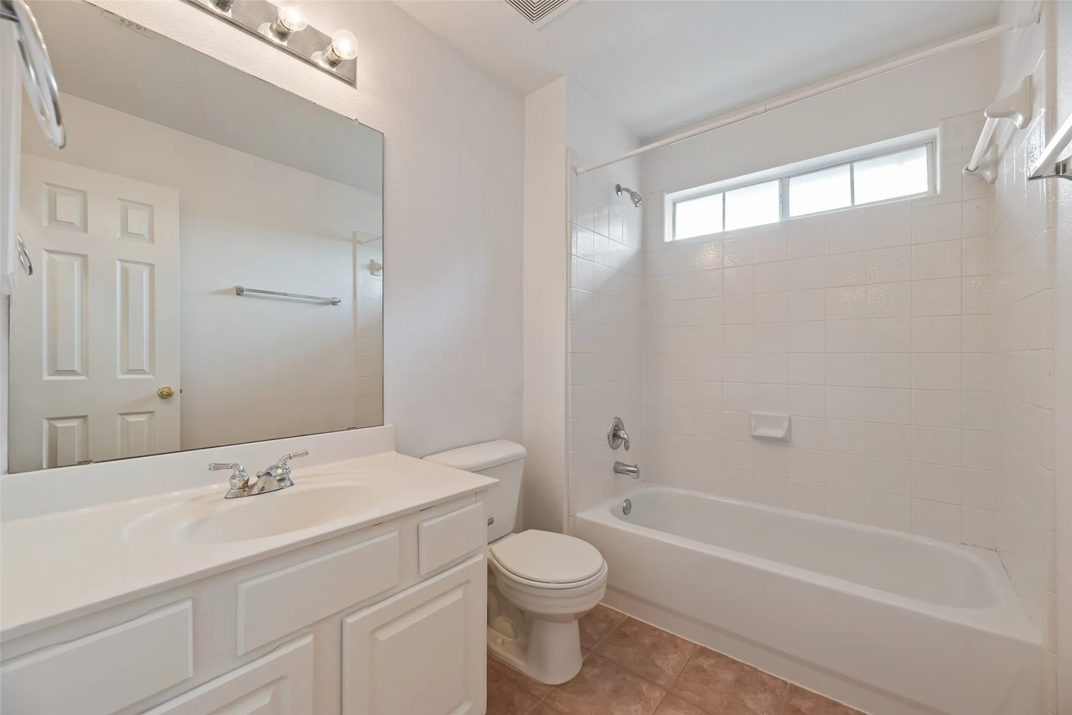 Single Family Residence For Rent in Collin County , 3104 Angus Drive, Plano, Texas 75025, 4 Bedroom, 4 Bathroom, 2 Garage spaces, 3,278 Sqft, built in 2000, mls#21342442, Real Estate Agent in Plano, Homes For Rent in Collin county, Homes For Rent in Plano, Realtor in Plano Texas, Real Estate Brokerage Independent Realty Texas, Luminita Cordes Realtor