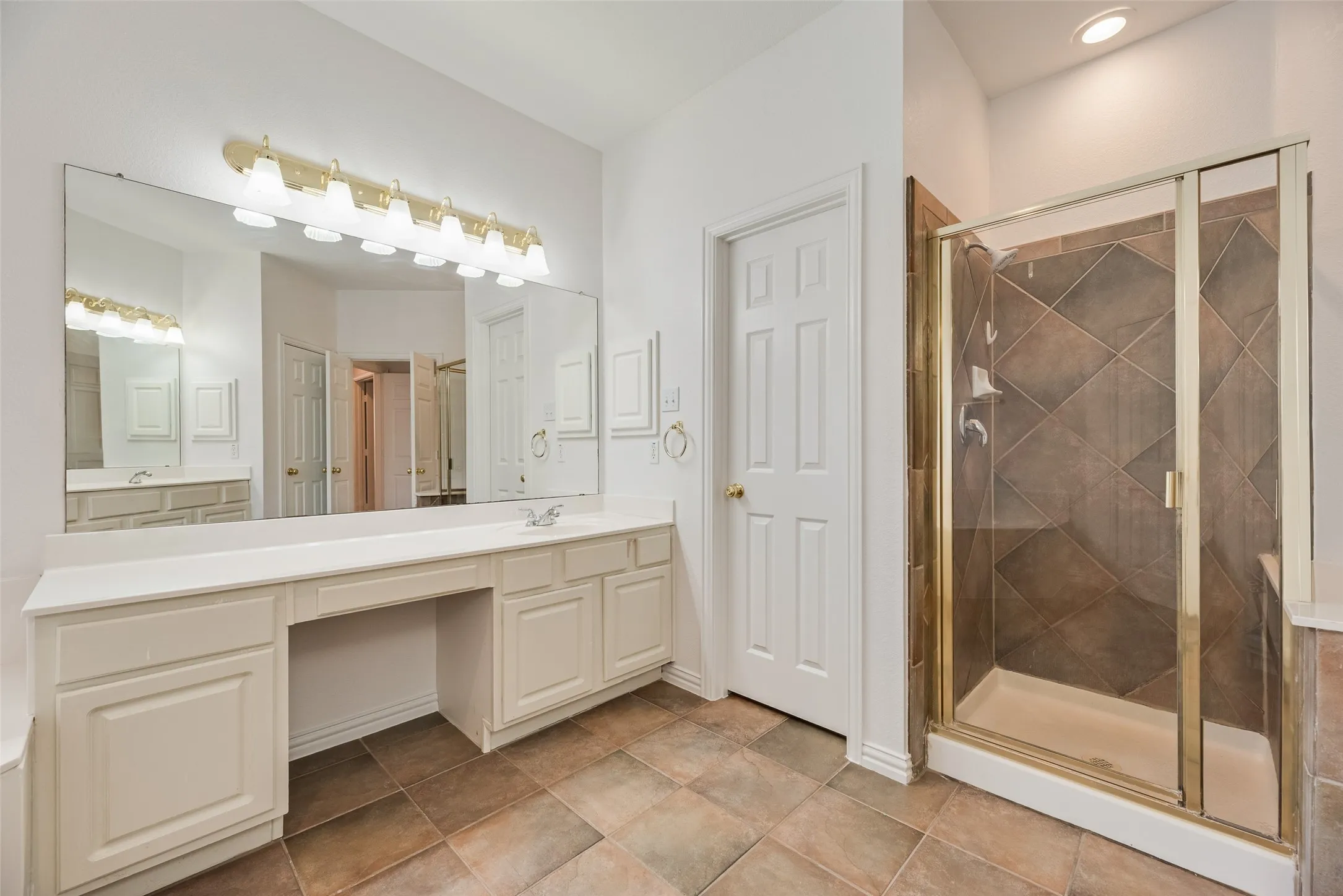 Single Family Residence For Rent in Collin County , 3104 Angus Drive, Plano, Texas 75025, 4 Bedroom, 4 Bathroom, 2 Garage spaces, 3,278 Sqft, built in 2000, mls#21342442, Real Estate Agent in Plano, Homes For Rent in Collin county, Homes For Rent in Plano, Realtor in Plano Texas, Real Estate Brokerage Independent Realty Texas, Luminita Cordes Realtor