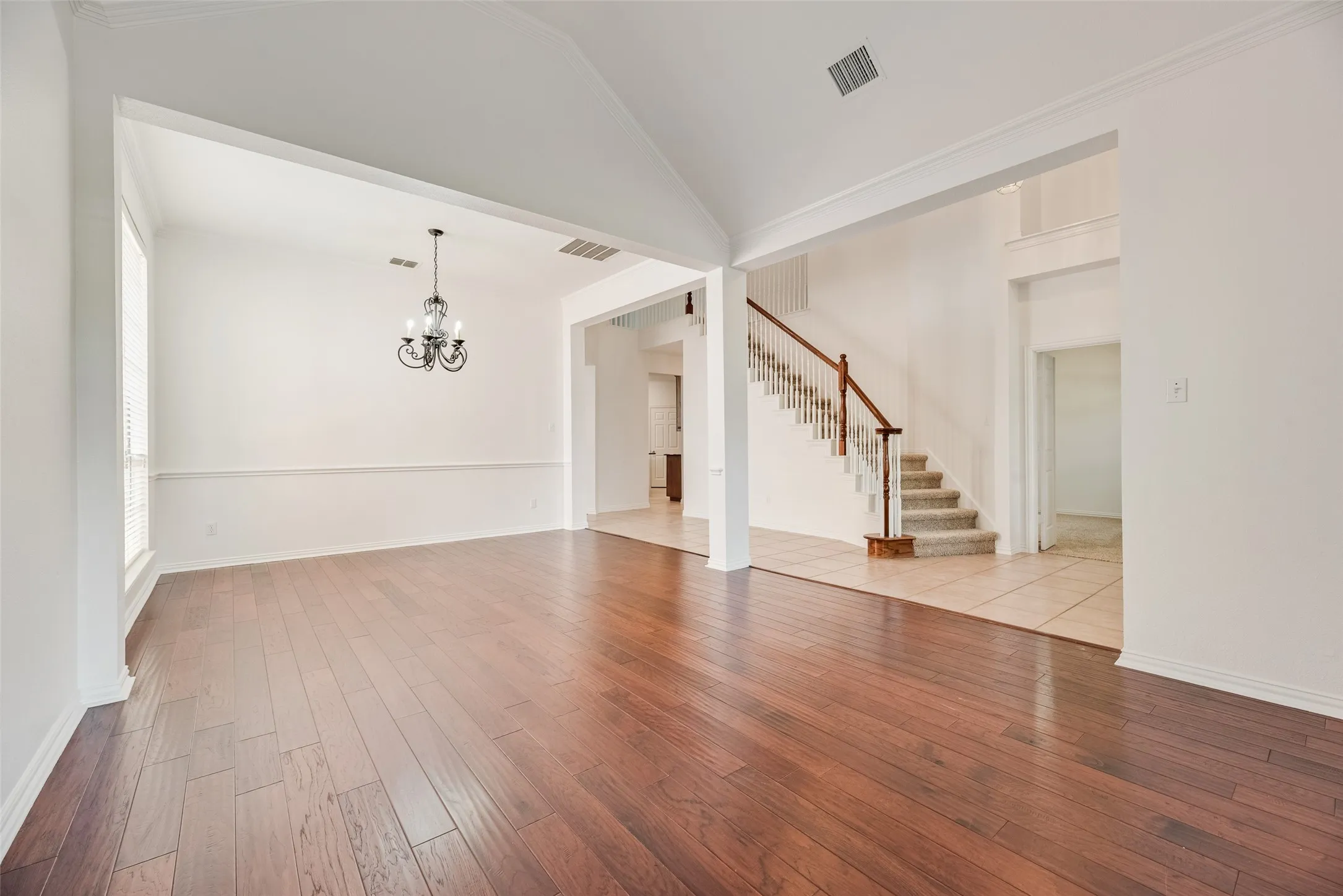 Single Family Residence For Rent in Collin County , 3104 Angus Drive, Plano, Texas 75025, 4 Bedroom, 4 Bathroom, 2 Garage spaces, 3,278 Sqft, built in 2000, mls#21342442, Real Estate Agent in Plano, Homes For Rent in Collin county, Homes For Rent in Plano, Realtor in Plano Texas, Real Estate Brokerage Independent Realty Texas, Luminita Cordes Realtor