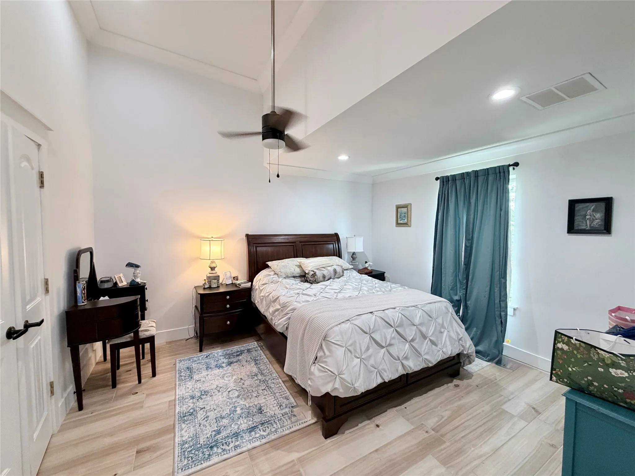 Condominium For Sale in Denton County , 11351 Hilltop Road B, Argyle, Texas 76226, 2 Bedrooms, 2 Bathrooms, Garage spaces, 1,612 Sqft, built in 2002, Price $319,000, mls#21342328, Real Estate Agent in Argyle, Homes For Sale in Denton county, Homes For Sale in Argyle, Realtor in Argyle Texas, Real Estate Brokerage Independent Realty Texas, Luminita Cordes Realtor