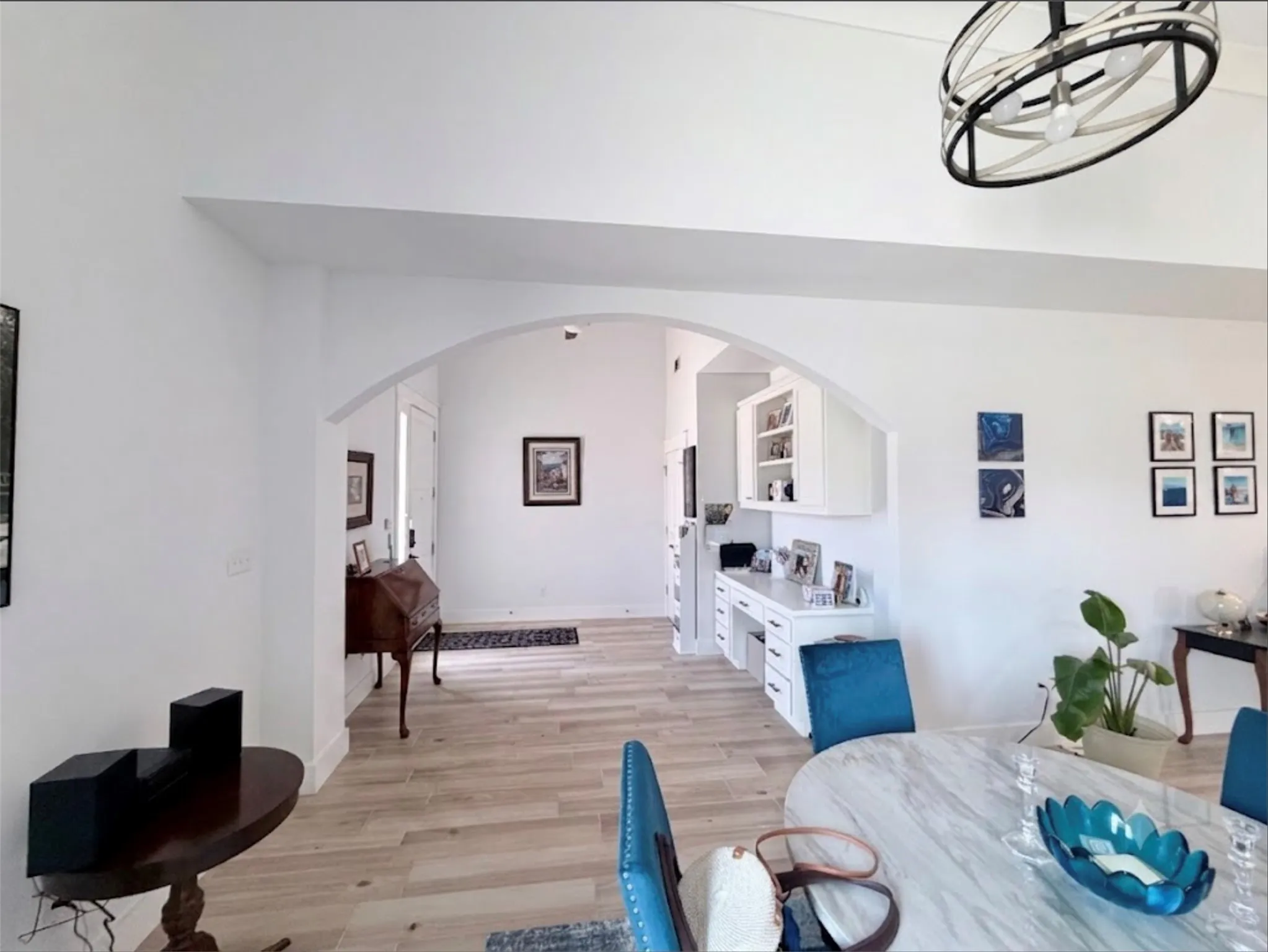 Condominium For Sale in Denton County , 11351 Hilltop Road B, Argyle, Texas 76226, 2 Bedrooms, 2 Bathrooms, Garage spaces, 1,612 Sqft, built in 2002, Price $319,000, mls#21342328, Real Estate Agent in Argyle, Homes For Sale in Denton county, Homes For Sale in Argyle, Realtor in Argyle Texas, Real Estate Brokerage Independent Realty Texas, Luminita Cordes Realtor
