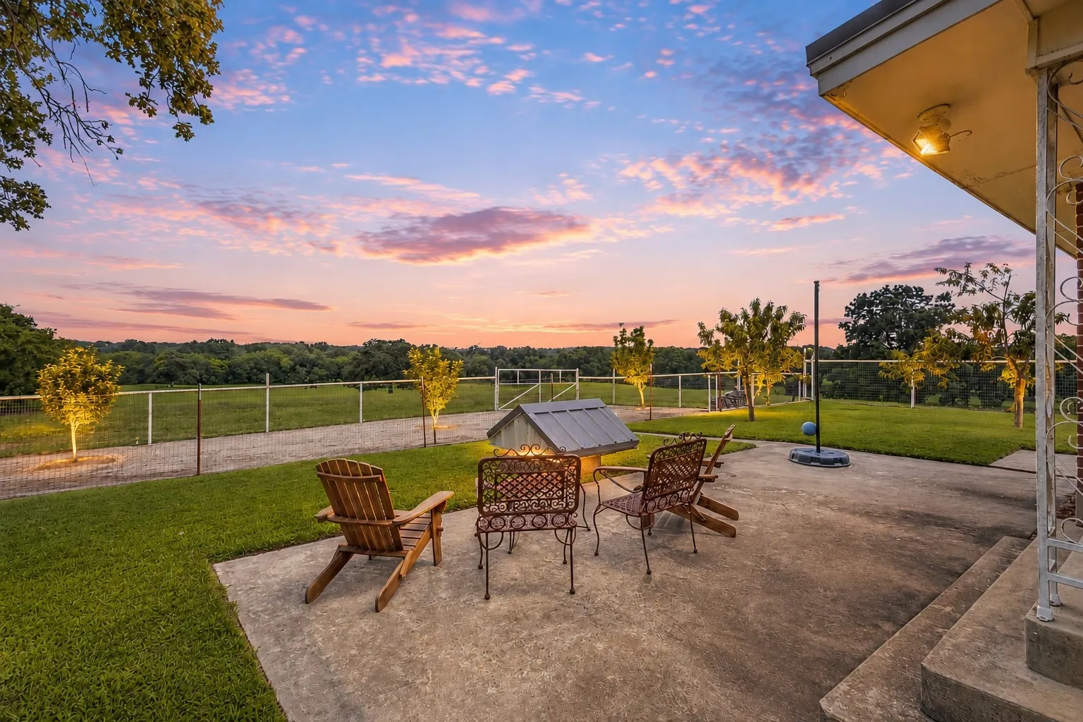 Beautiful sunset view on the patio of 339 Colwell Rd in Forestburg, TX