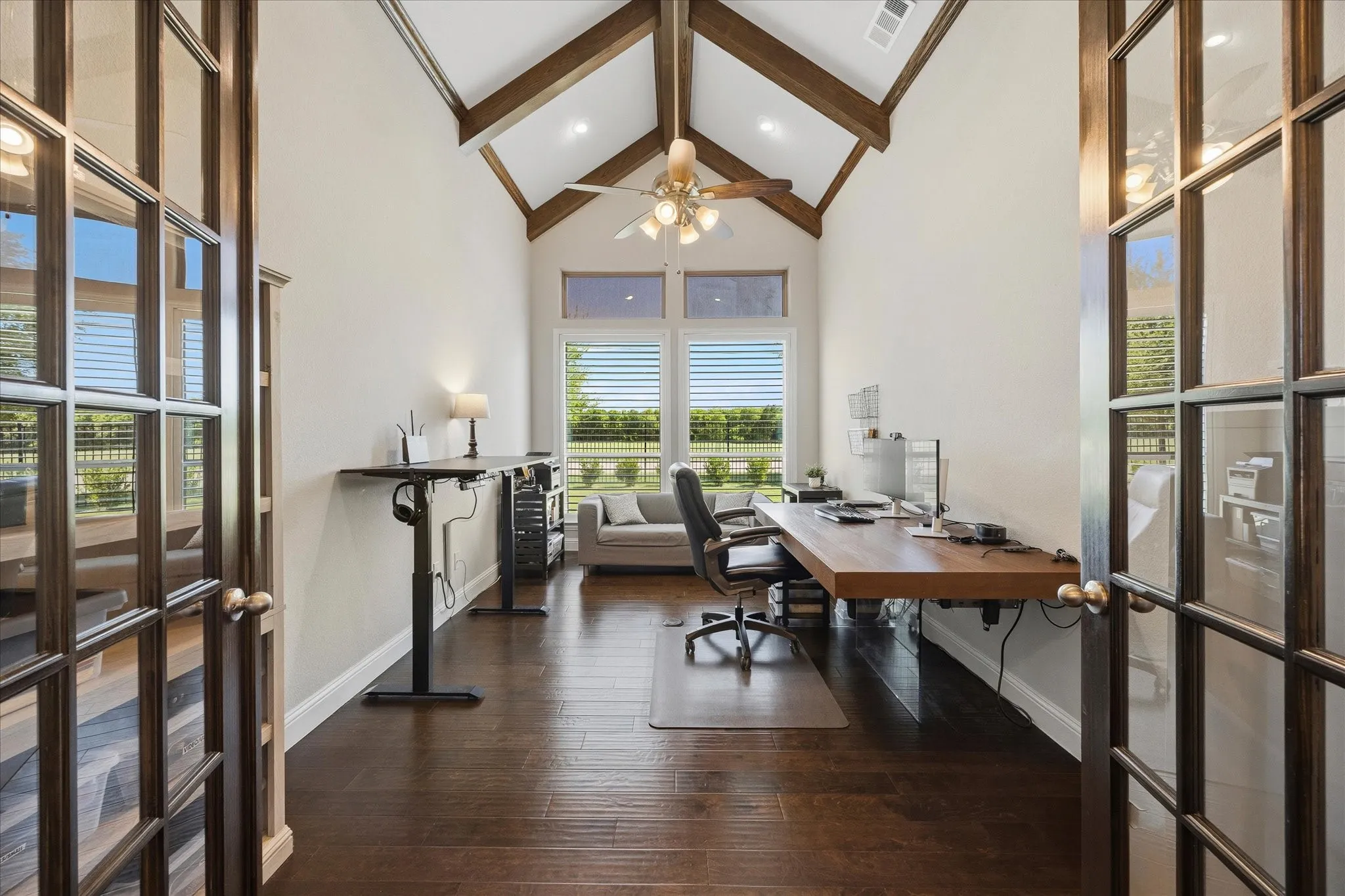 Single Family Residence For Sale in Rockwall County , 406 Prairie View Road, Rockwall, Texas 75087, 4 Bedroom, 4 Bathroom, 4 Garage spaces, 4,198 Sqft, built in 2018, mls#21330125, Real Estate Agent in Rockwall, Homes For Sale in Rockwall county, Homes For Sale in Rockwall, Realtor in Rockwall Texas, Real Estate Brokerage Independent Realty Texas, Luminita Cordes Realtor