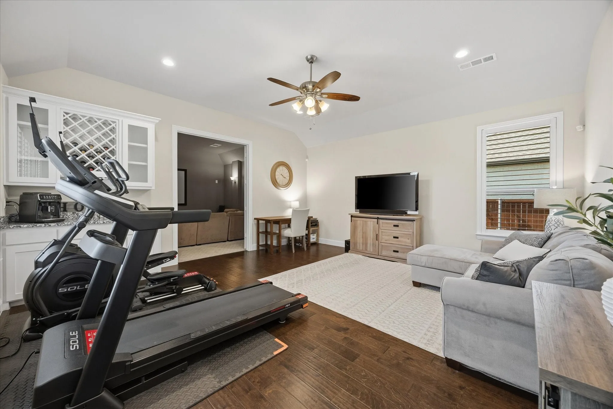 Single Family Residence For Sale in Rockwall County , 406 Prairie View Road, Rockwall, Texas 75087, 4 Bedroom, 4 Bathroom, 4 Garage spaces, 4,198 Sqft, built in 2018, mls#21330125, Real Estate Agent in Rockwall, Homes For Sale in Rockwall county, Homes For Sale in Rockwall, Realtor in Rockwall Texas, Real Estate Brokerage Independent Realty Texas, Luminita Cordes Realtor