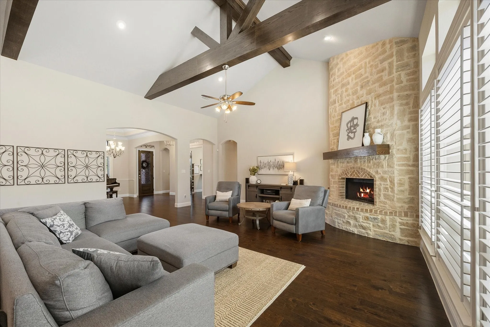 Single Family Residence For Sale in Rockwall County , 406 Prairie View Road, Rockwall, Texas 75087, 4 Bedroom, 4 Bathroom, 4 Garage spaces, 4,198 Sqft, built in 2018, mls#21330125, Real Estate Agent in Rockwall, Homes For Sale in Rockwall county, Homes For Sale in Rockwall, Realtor in Rockwall Texas, Real Estate Brokerage Independent Realty Texas, Luminita Cordes Realtor
