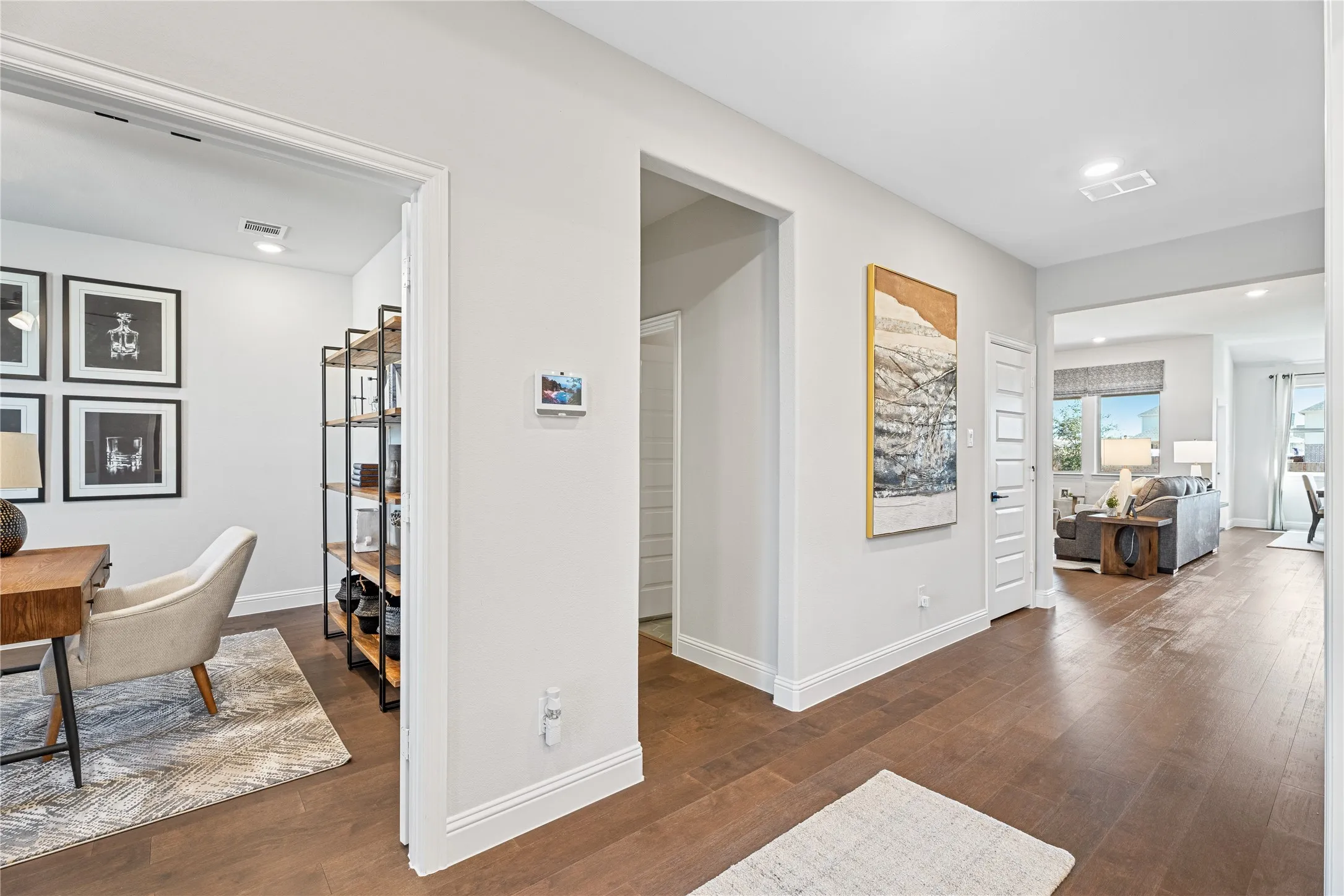 Beazer Homes Lake Pointe at Paloma Creek Rainier Floorplan. This is not a photo of the actual home, but is a photo of the Rainier floorplan.
