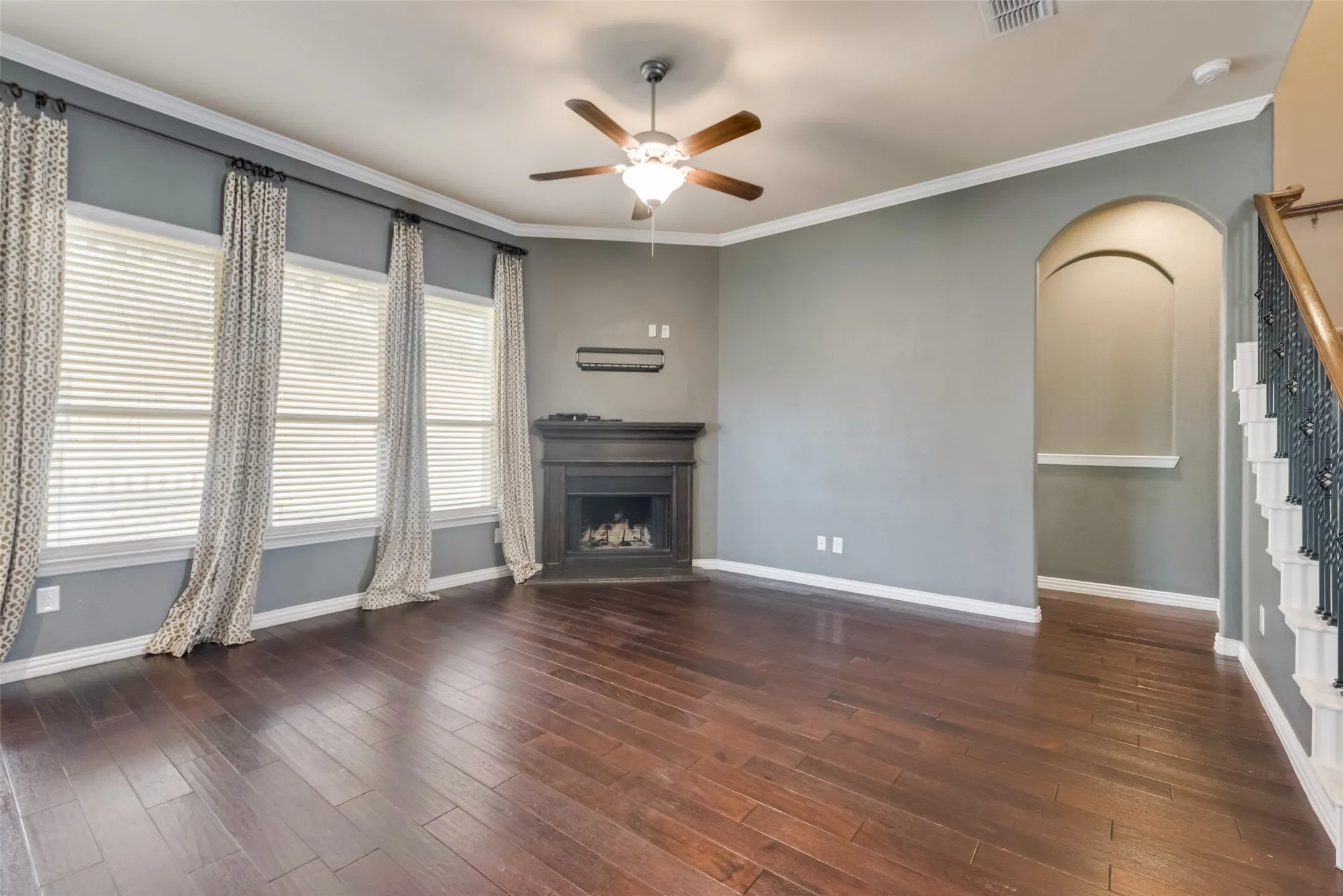 Single Family Residence For Rent in Denton County , 16333 Toledo Bend Court, Prosper, Texas 75078, 3 Bedroom, 4 Bathroom, 2 Garage spaces, 2,424 Sqft, built in 2013, mls#21342456, Real Estate Agent in Prosper, Homes For Rent in Denton county, Homes For Rent in Prosper, Realtor in Prosper Texas, Real Estate Brokerage Independent Realty Texas, Luminita Cordes Realtor
