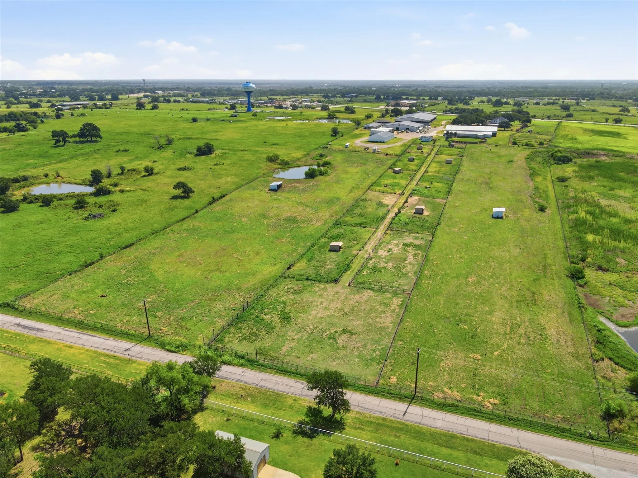 Farm For Sale in Denton County , 4801 S Highway 377, Cross Roads, Texas 76227, 8 Bedroom, 5 Bathroom, 2 Garage spaces, 7,446 Sqft, built in 1986, mls#21339439, Real Estate Agent in Cross Roads, Homes For Sale in Denton county, Homes For Sale in Cross Roads, Realtor in Cross Roads Texas, Real Estate Brokerage Independent Realty Texas, Luminita Cordes Realtor
