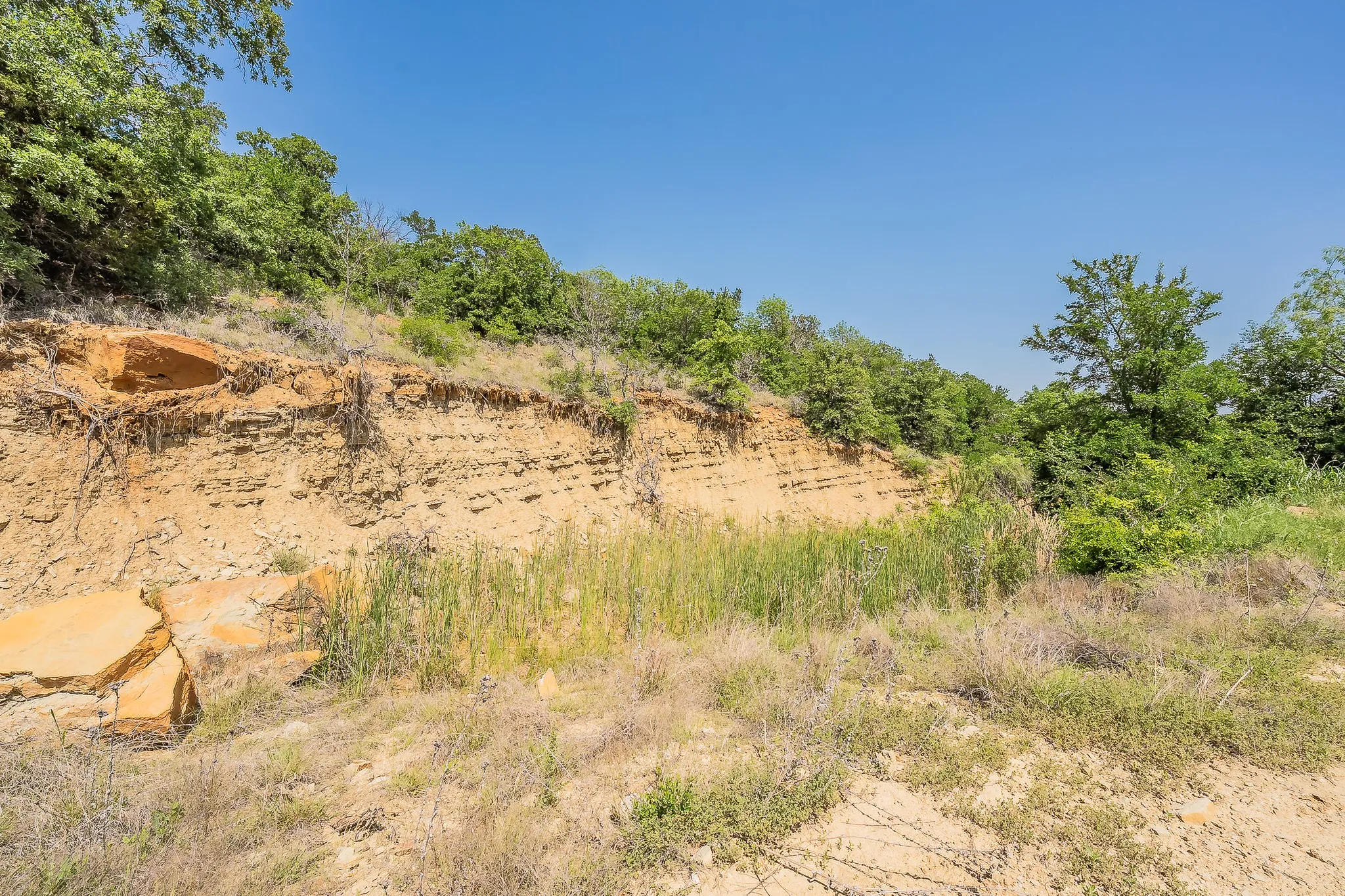 Unimproved Land For Sale in Parker County , 8955 I-20 Service Road, Millsap, Texas 76066, 0, 0, Garage spaces, 0 Sqft, built in 0, mls#21342481, Real Estate Agent in Millsap, Homes For Sale in Parker county, Homes For Sale in Millsap, Realtor in Millsap Texas, Real Estate Brokerage Independent Realty Texas, Luminita Cordes Realtor