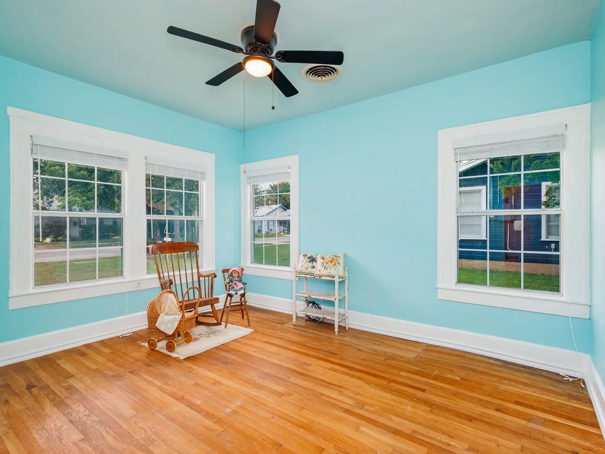 Single Family Residence For Sale in Brown County , 1714 8th Street, Brownwood, Texas 76801, 4 Bedroom, 3 Bathroom, Garage spaces, 2,318 Sqft, built in 1945, mls#21293874, Real Estate Agent in Brownwood, Homes For Sale in Brown county, Homes For Sale in Brownwood, Realtor in Brownwood Texas, Real Estate Brokerage Independent Realty Texas, Luminita Cordes Realtor