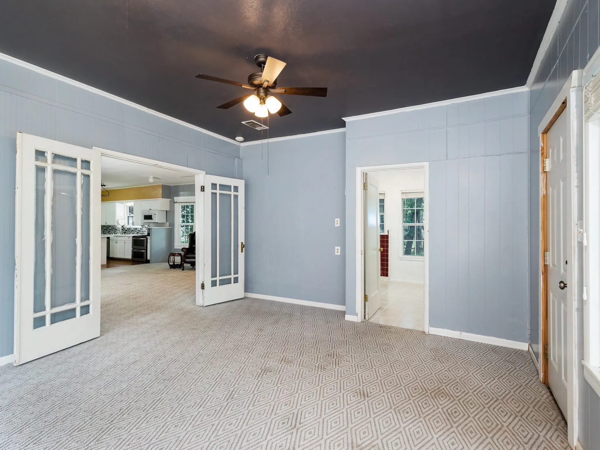 Single Family Residence For Sale in Brown County , 1714 8th Street, Brownwood, Texas 76801, 4 Bedroom, 3 Bathroom, Garage spaces, 2,318 Sqft, built in 1945, mls#21293874, Real Estate Agent in Brownwood, Homes For Sale in Brown county, Homes For Sale in Brownwood, Realtor in Brownwood Texas, Real Estate Brokerage Independent Realty Texas, Luminita Cordes Realtor