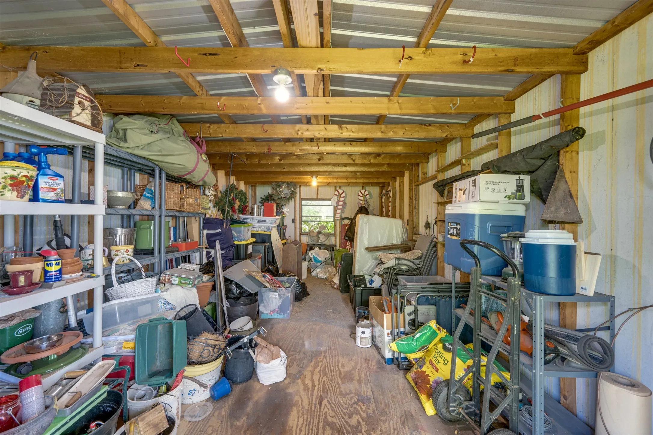 Single Family Residence For Sale in Henderson County , 23258 Edgewater Drive, Frankston, Texas 75763, 3 Bedroom, 2 Bathroom, 2 Garage spaces, 1,924 Sqft, built in 1996, mls#21342514, Real Estate Agent in Frankston, Homes For Sale in Henderson county, Homes For Sale in Frankston, Realtor in Frankston Texas, Real Estate Brokerage Independent Realty Texas, Luminita Cordes Realtor