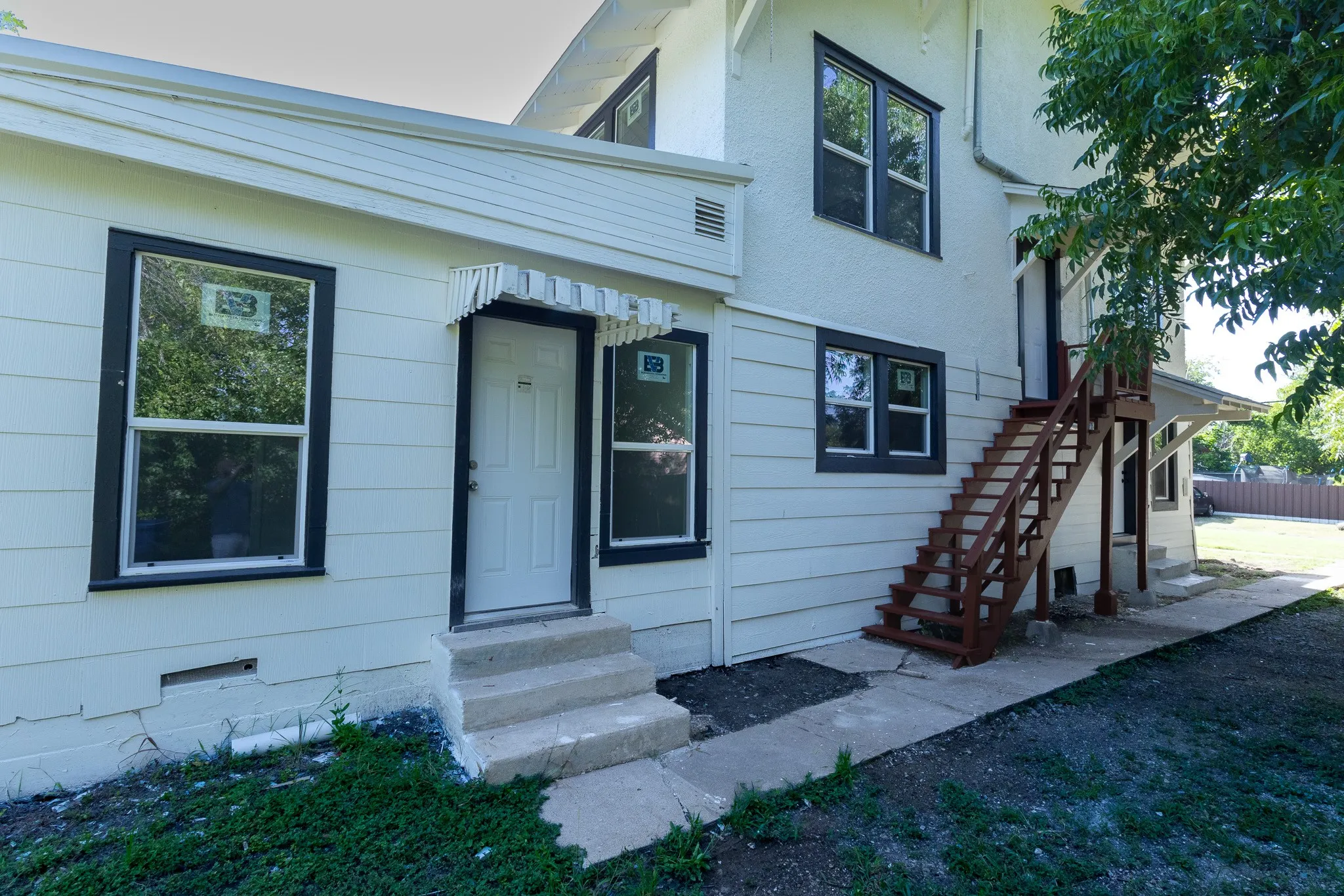 Single Family Residence For Rent in Mc Lennan County , 1702 Ethel Avenue, Waco, Texas 76707, 4 Bedroom, 1 Bathroom, Garage spaces, 1,724 Sqft, built in 1920, mls#21338695, Real Estate Agent in Waco, Homes For Rent in Mc Lennan county, Homes For Rent in Waco, Realtor in Waco Texas, Real Estate Brokerage Independent Realty Texas, Luminita Cordes Realtor
