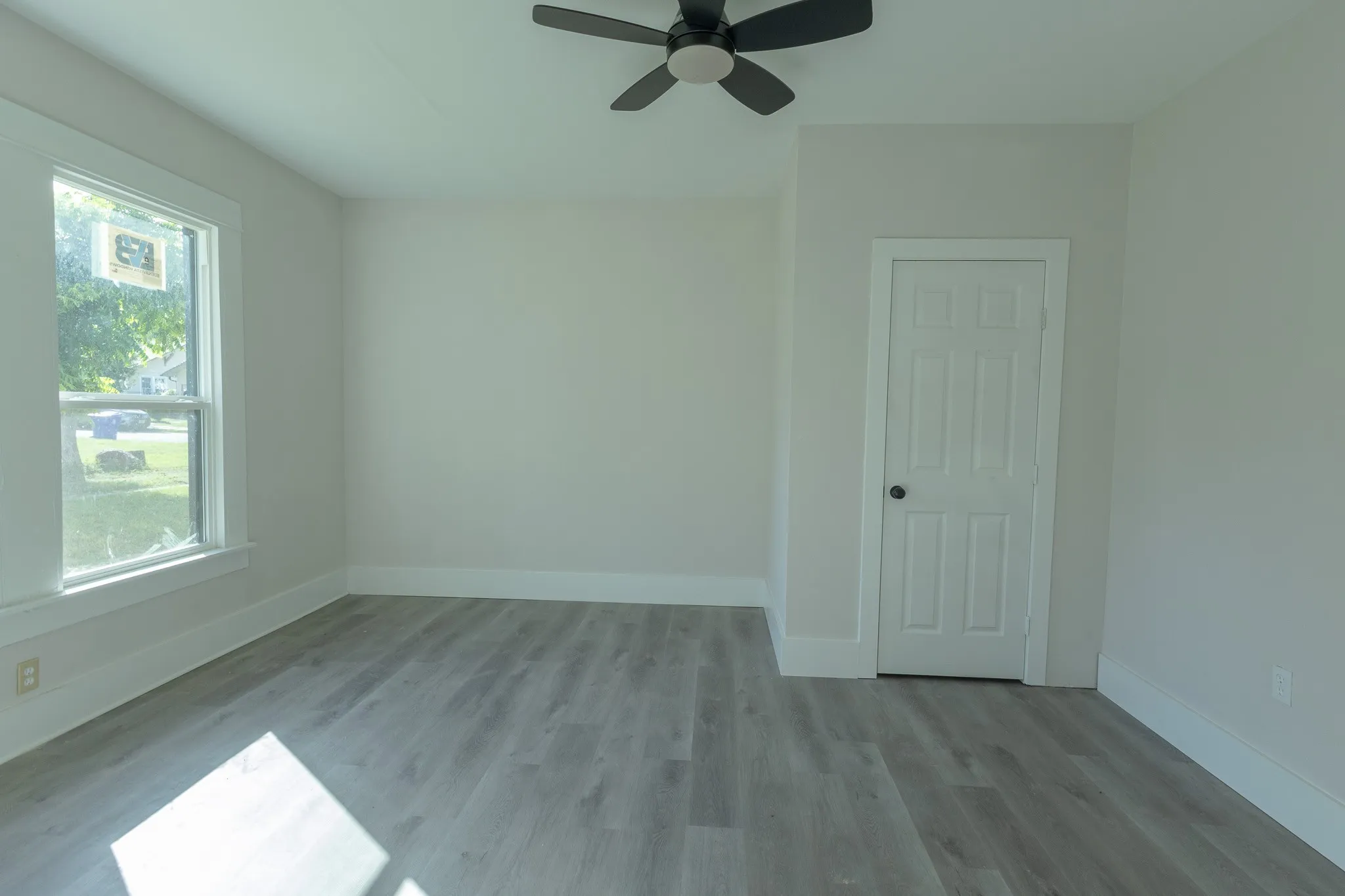 Single Family Residence For Rent in Mc Lennan County , 1702 Ethel Avenue, Waco, Texas 76707, 4 Bedroom, 1 Bathroom, Garage spaces, 1,724 Sqft, built in 1920, mls#21338695, Real Estate Agent in Waco, Homes For Rent in Mc Lennan county, Homes For Rent in Waco, Realtor in Waco Texas, Real Estate Brokerage Independent Realty Texas, Luminita Cordes Realtor