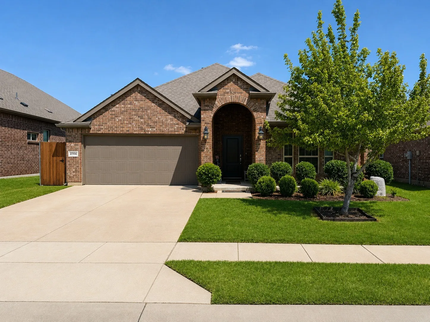 Single Family Residence For Rent in Denton County , 2704 Ainsworth Road, Aubrey, Texas 76227, 4 Bedroom, 2 Bathroom, 2 Garage spaces, 1,882 Sqft, built in 2019, mls#21342480, Real Estate Agent in Aubrey, Homes For Rent in Denton county, Homes For Rent in Aubrey, Realtor in Aubrey Texas, Real Estate Brokerage Independent Realty Texas, Luminita Cordes Realtor
