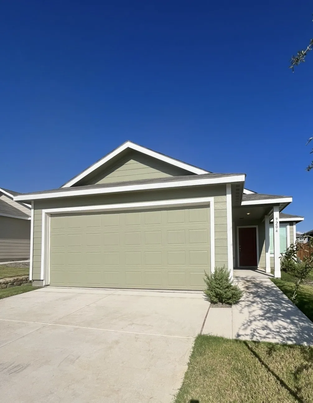 Single Family Residence For Rent in Collin County , 9204 Red Fox Trail, Mc Kinney, Texas 75071, 3 Bedroom, 2 Bathroom, 2 Garage spaces, 1,262 Sqft, built in 2024, mls#21342024, Real Estate Agent in Mc Kinney, Homes For Rent in Collin county, Homes For Rent in Mc Kinney, Realtor in Mc Kinney Texas, Real Estate Brokerage Independent Realty Texas, Luminita Cordes Realtor