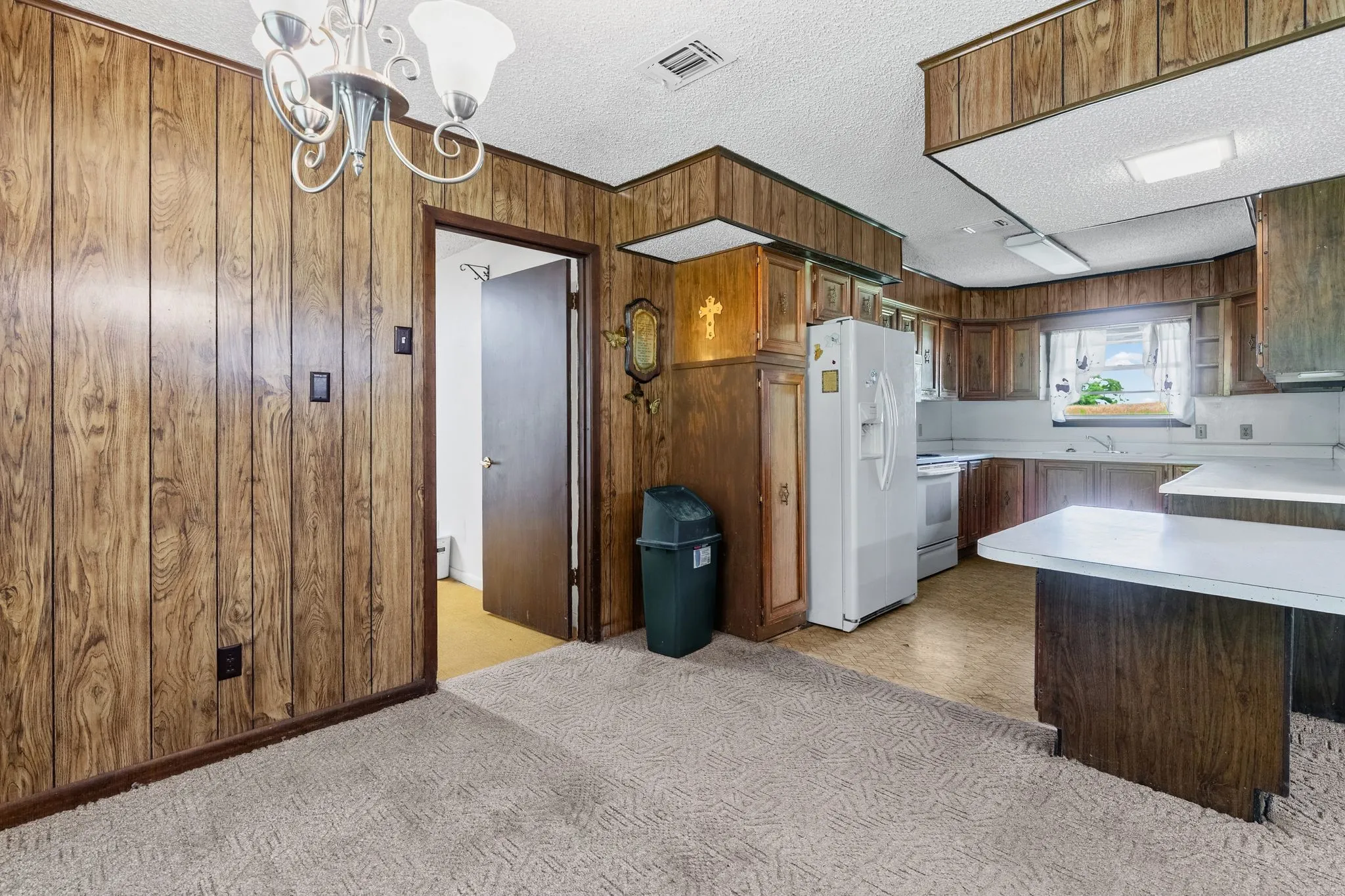 Single Family Residence For Sale in Rains County , 450 RS County Road 4480, Point, Texas 75472, 3 Bedroom, 2 Bathroom, 1 Garage spaces, 945 Sqft, built in 1978, mls#21342522, Real Estate Agent in Point, Homes For Sale in Rains county, Homes For Sale in Point, Realtor in Point Texas, Real Estate Brokerage Independent Realty Texas, Luminita Cordes Realtor