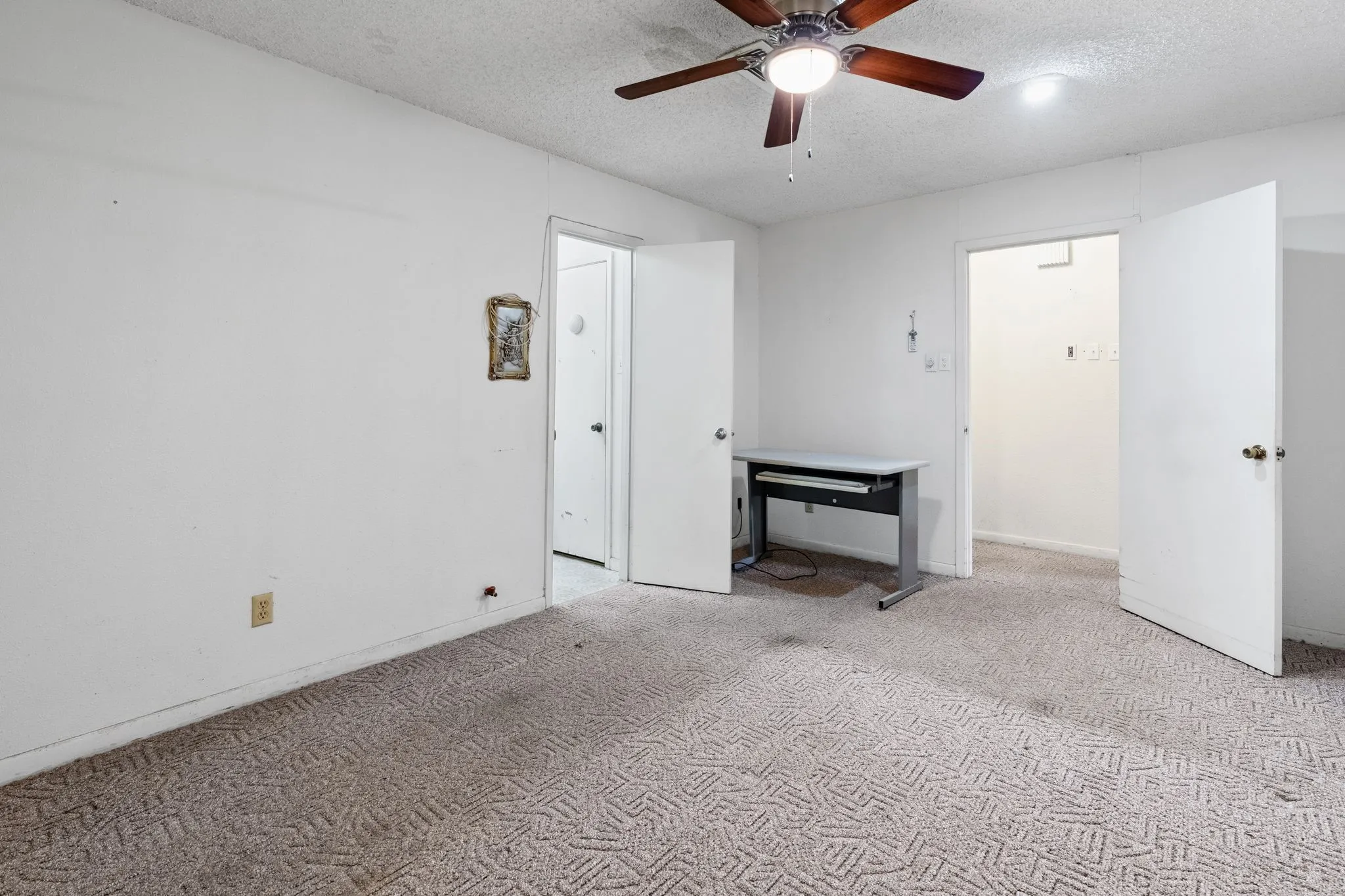 Single Family Residence For Sale in Rains County , 450 RS County Road 4480, Point, Texas 75472, 3 Bedroom, 2 Bathroom, 1 Garage spaces, 945 Sqft, built in 1978, mls#21342522, Real Estate Agent in Point, Homes For Sale in Rains county, Homes For Sale in Point, Realtor in Point Texas, Real Estate Brokerage Independent Realty Texas, Luminita Cordes Realtor