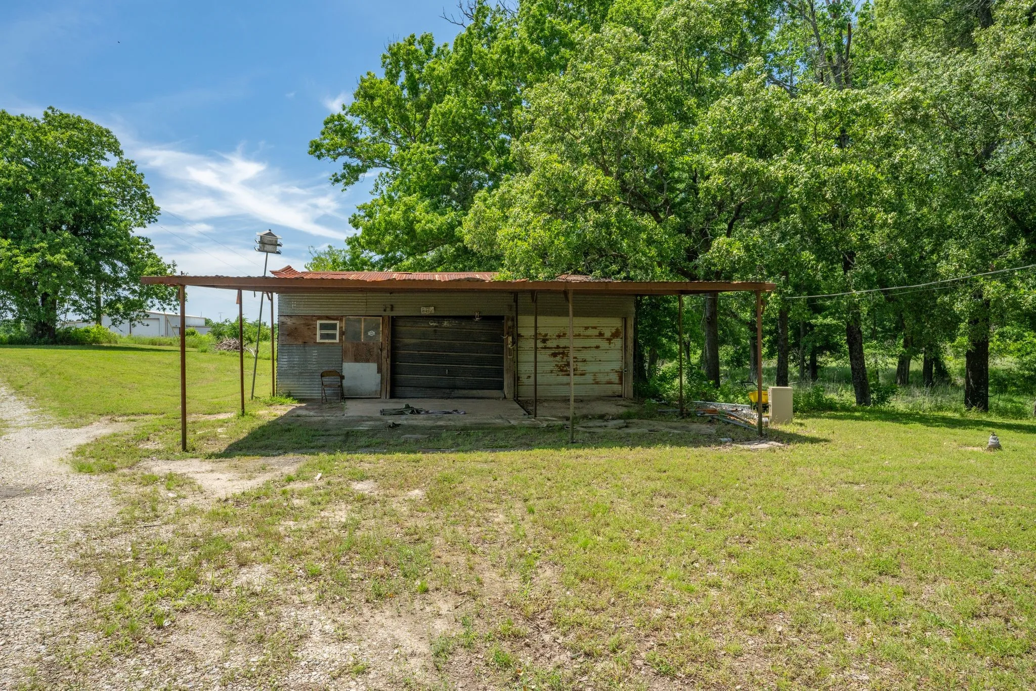 Single Family Residence For Sale in Rains County , 450 RS County Road 4480, Point, Texas 75472, 3 Bedroom, 2 Bathroom, 1 Garage spaces, 945 Sqft, built in 1978, mls#21342522, Real Estate Agent in Point, Homes For Sale in Rains county, Homes For Sale in Point, Realtor in Point Texas, Real Estate Brokerage Independent Realty Texas, Luminita Cordes Realtor
