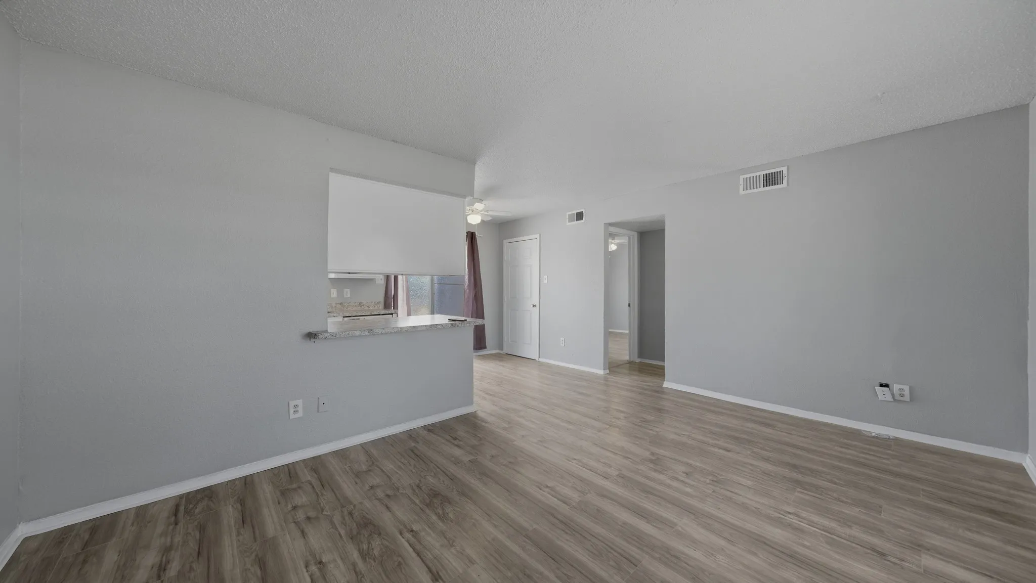 Apartment For Rent in Tarrant County , 1605 Mary K Lane, White Settlement, Texas 76108, 2 Bedroom, 2 Bathroom, Garage spaces, 821 Sqft, built in 1985, mls#21341354, Real Estate Agent in White Settlement, Homes For Rent in Tarrant county, Homes For Rent in White Settlement, Realtor in White Settlement Texas, Real Estate Brokerage Independent Realty Texas, Luminita Cordes Realtor