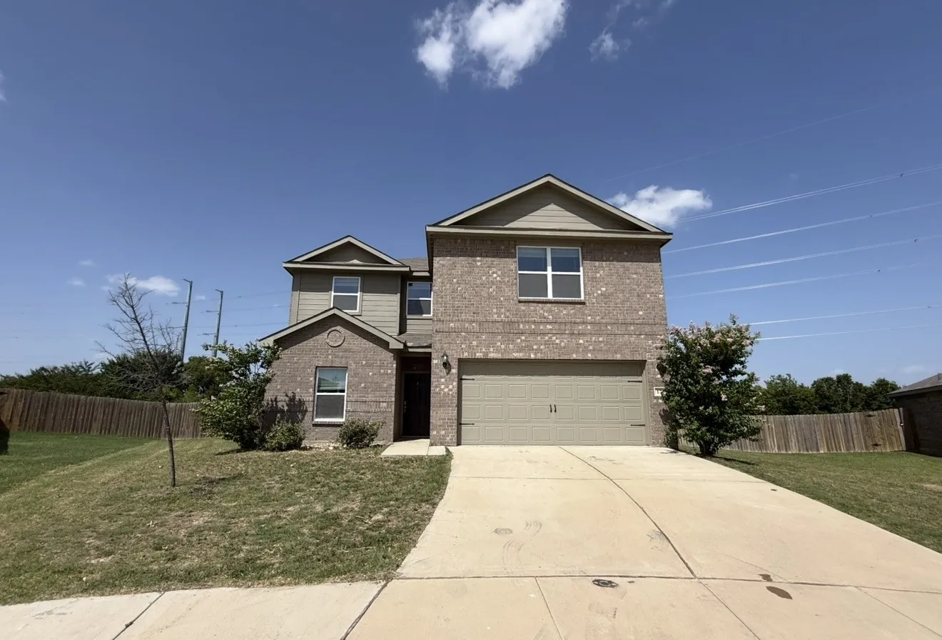 Single Family Residence For Sale in Wise County , 176 Banjo Trail, Newark, Texas 76071, 5 Bedroom, 3 Bathroom, 2 Garage spaces, 2,700 Sqft, built in 2022, mls#21342171, Real Estate Agent in Newark, Homes For Sale in Wise county, Homes For Sale in Newark, Realtor in Newark Texas, Real Estate Brokerage Independent Realty Texas, Luminita Cordes Realtor
