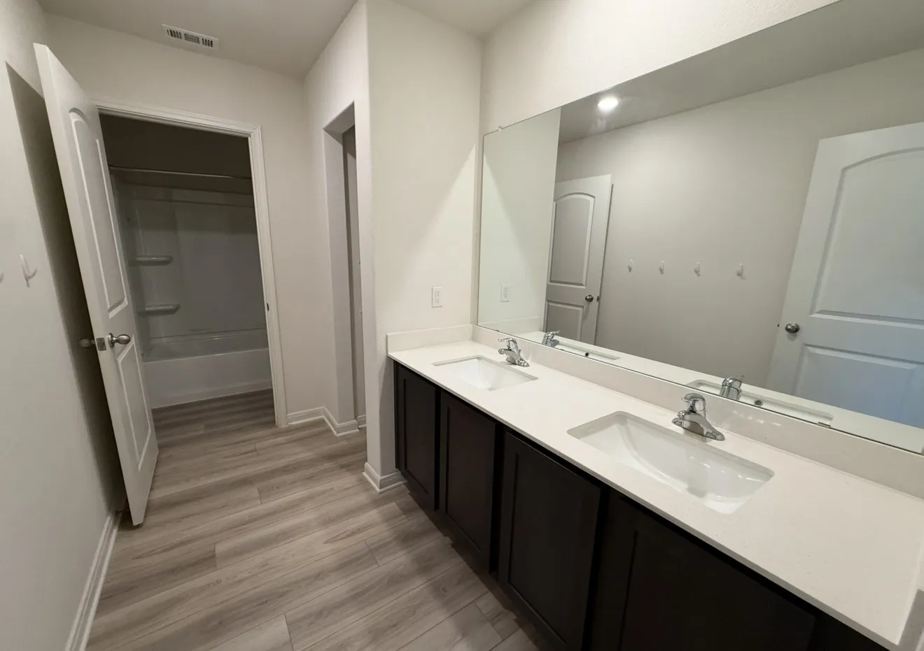 2nd floor bathroom