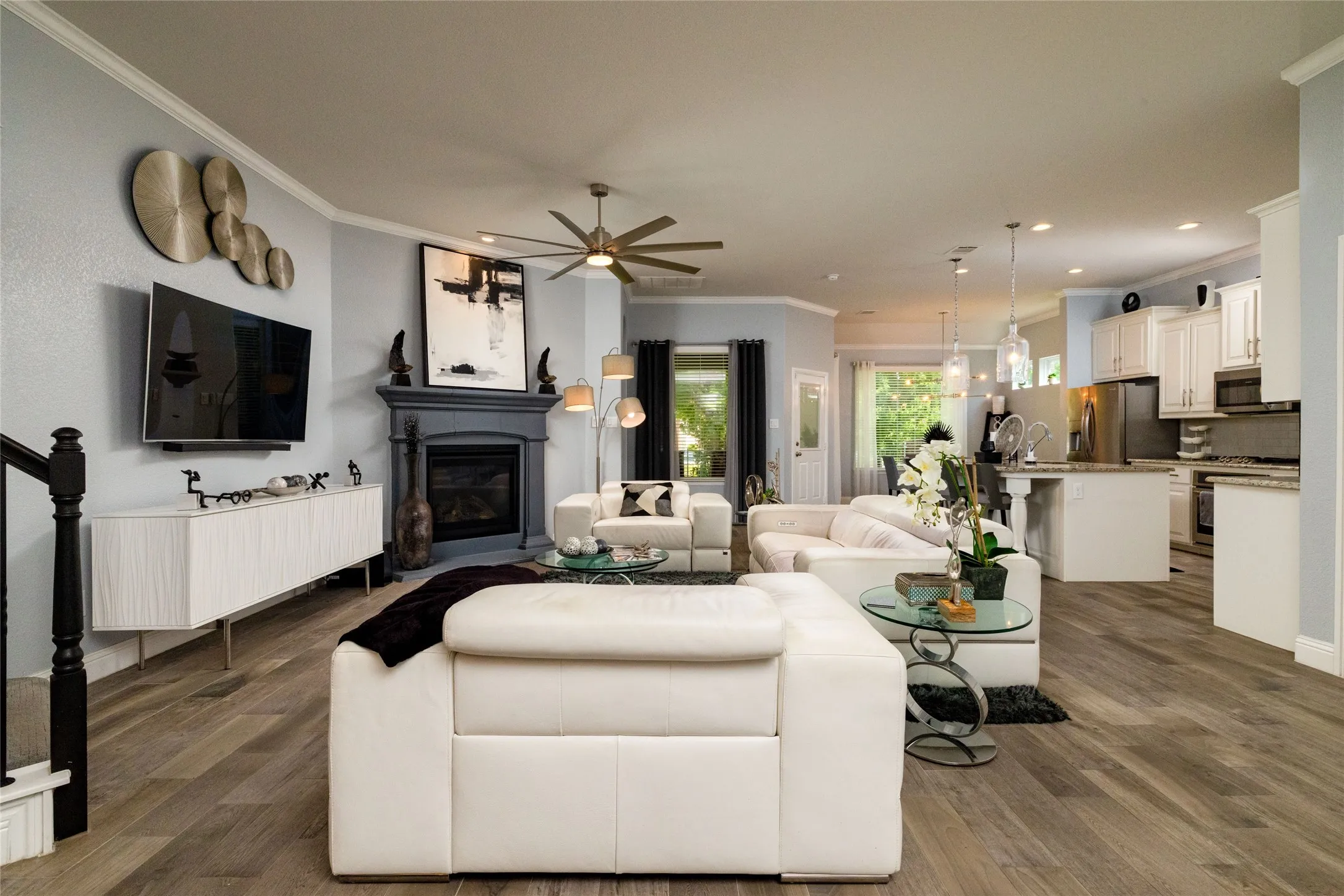 Single Family Residence For Sale in Tarrant County , 4008 Knollbrook Lane, Fort Worth, Texas 76137, 5 Bedroom, 3 Bathroom, 2 Garage spaces, 3,028 Sqft, built in 2018, mls#21335778, Real Estate Agent in Fort Worth, Homes For Sale in Tarrant county, Homes For Sale in Fort Worth, Realtor in Fort Worth Texas, Real Estate Brokerage Independent Realty Texas, Luminita Cordes Realtor