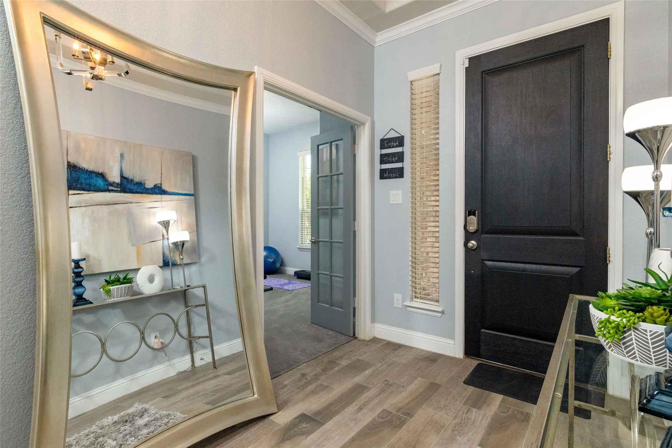 Single Family Residence For Sale in Tarrant County , 4008 Knollbrook Lane, Fort Worth, Texas 76137, 5 Bedroom, 3 Bathroom, 2 Garage spaces, 3,028 Sqft, built in 2018, mls#21335778, Real Estate Agent in Fort Worth, Homes For Sale in Tarrant county, Homes For Sale in Fort Worth, Realtor in Fort Worth Texas, Real Estate Brokerage Independent Realty Texas, Luminita Cordes Realtor