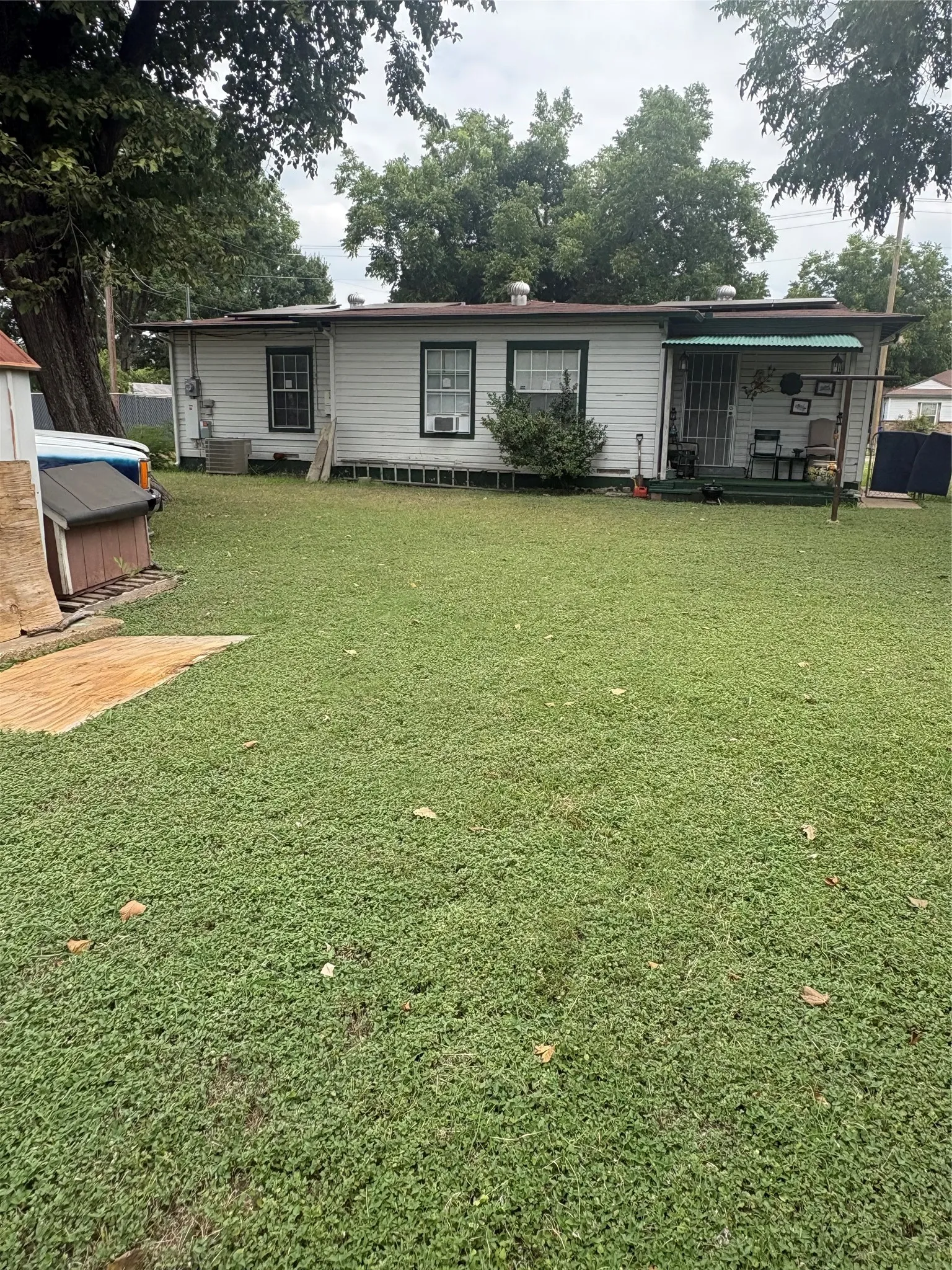 Single Family Residence For Sale in Dallas County , 3129 Marjorie Avenue, Dallas, Texas 75216, 3 Bedroom, 2 Bathroom, Garage spaces, 1,347 Sqft, built in 1953, mls#21340124, Real Estate Agent in Dallas, Homes For Sale in Dallas county, Homes For Sale in Dallas, Realtor in Dallas Texas, Real Estate Brokerage Independent Realty Texas, Luminita Cordes Realtor