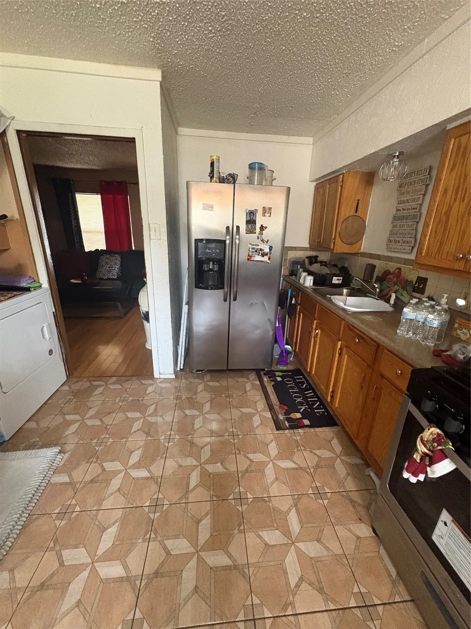 Single Family Residence For Sale in Dallas County , 3129 Marjorie Avenue, Dallas, Texas 75216, 3 Bedroom, 2 Bathroom, Garage spaces, 1,347 Sqft, built in 1953, mls#21340124, Real Estate Agent in Dallas, Homes For Sale in Dallas county, Homes For Sale in Dallas, Realtor in Dallas Texas, Real Estate Brokerage Independent Realty Texas, Luminita Cordes Realtor