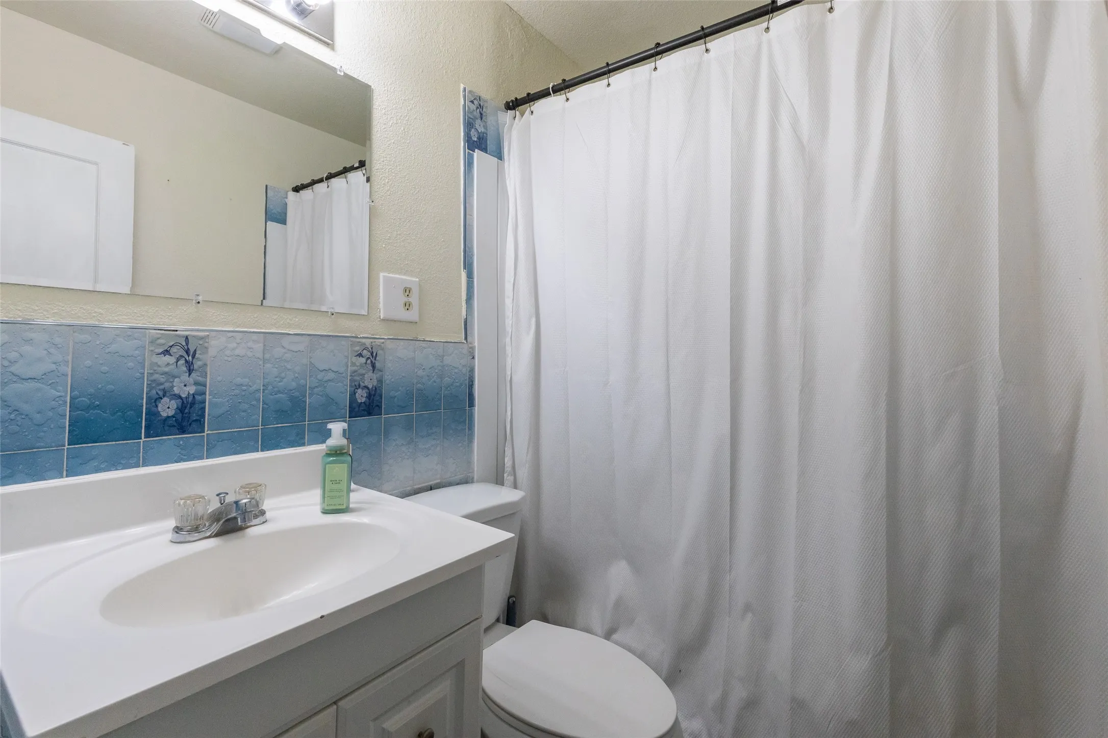 Single Family Residence For Sale in Taylor County , 1418 Green Street, Abilene, Texas 79603, 5 Bedroom, 1 Bathroom, 1 Garage spaces, 1,549 Sqft, built in 1950, mls#21342342, Real Estate Agent in Abilene, Homes For Sale in Taylor county, Homes For Sale in Abilene, Realtor in Abilene Texas, Real Estate Brokerage Independent Realty Texas, Luminita Cordes Realtor