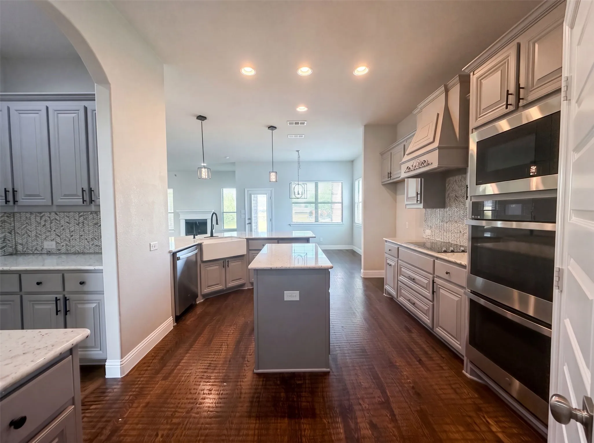 Single Family Residence For Sale in Grayson County , 1208 Redbud Street, Howe, Texas 75459, 6 Bedroom, 4 Bathroom, 4 Garage spaces, 4,231 Sqft, built in 2022, mls#21342535, Real Estate Agent in Howe, Homes For Sale in Grayson county, Homes For Sale in Howe, Realtor in Howe Texas, Real Estate Brokerage Independent Realty Texas, Luminita Cordes Realtor