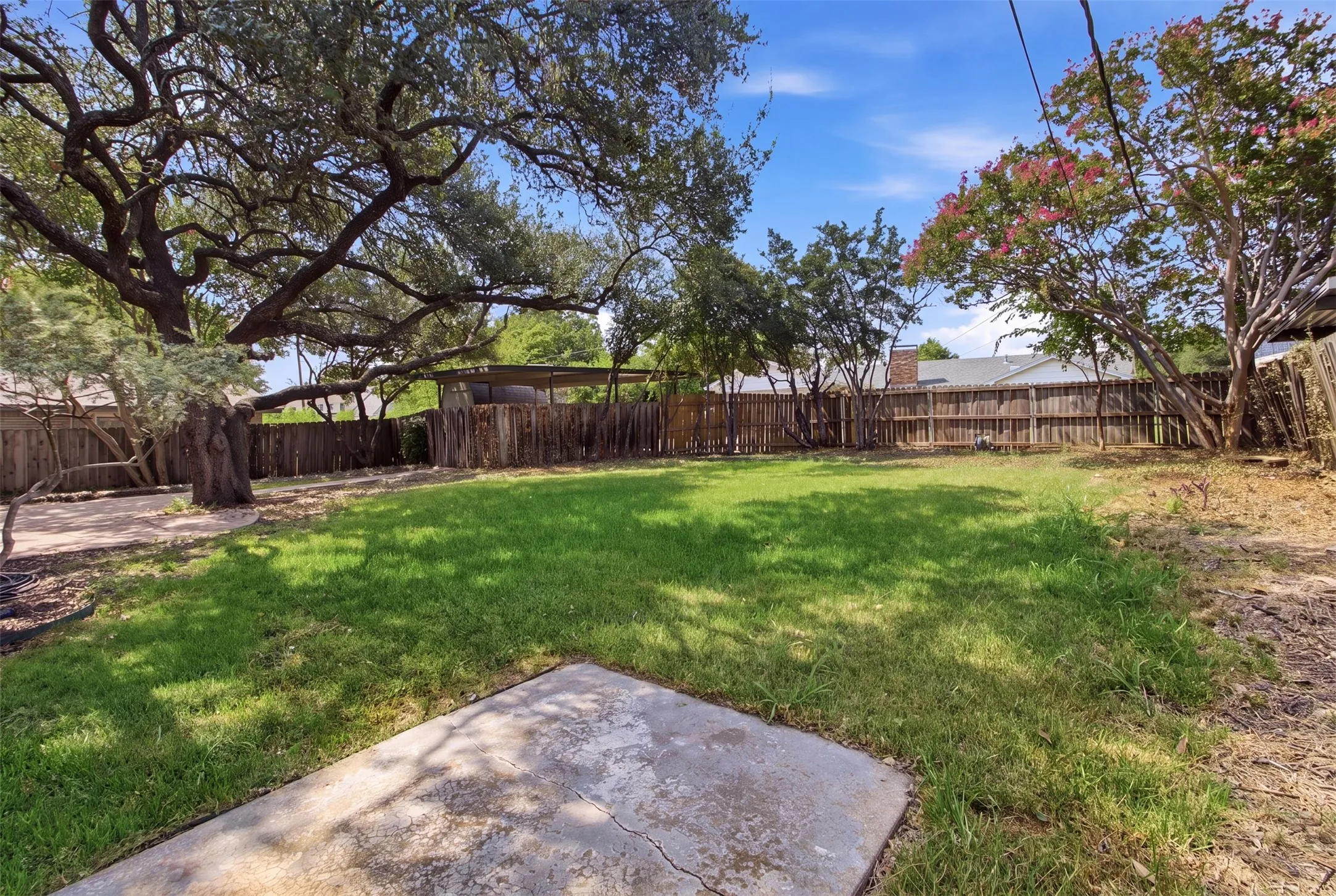 Single Family Residence For Sale in Dallas County , 3651 Courtdale Drive, Farmers Branch, Texas 75234, 4 Bedroom, 3 Bathroom, Garage spaces, 2,896 Sqft, built in 1965, mls#21341679, Real Estate Agent in Farmers Branch, Homes For Sale in Dallas county, Homes For Sale in Farmers Branch, Realtor in Farmers Branch Texas, Real Estate Brokerage Independent Realty Texas, Luminita Cordes Realtor