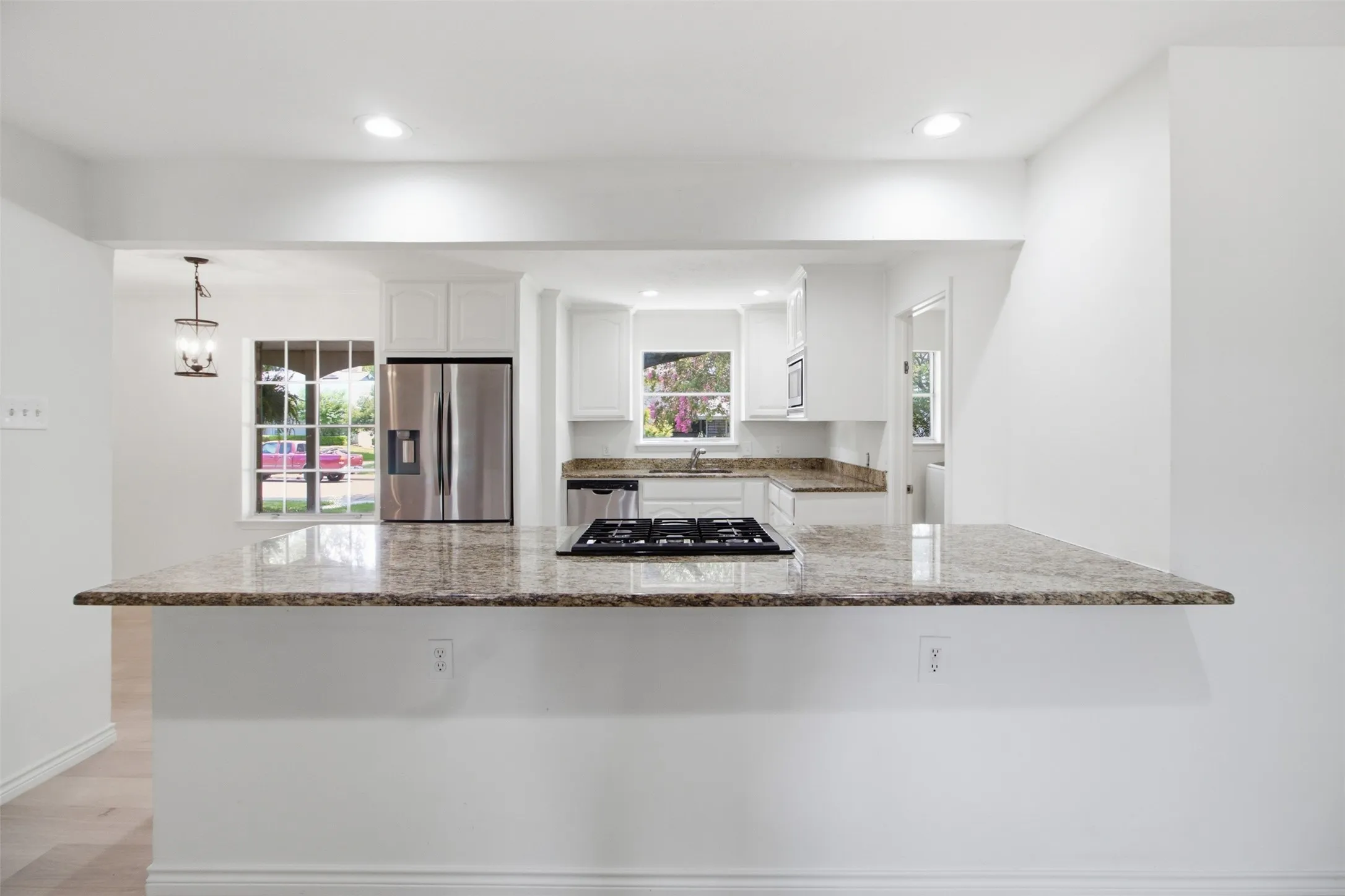 Single Family Residence For Sale in Dallas County , 3651 Courtdale Drive, Farmers Branch, Texas 75234, 4 Bedroom, 3 Bathroom, Garage spaces, 2,896 Sqft, built in 1965, mls#21341679, Real Estate Agent in Farmers Branch, Homes For Sale in Dallas county, Homes For Sale in Farmers Branch, Realtor in Farmers Branch Texas, Real Estate Brokerage Independent Realty Texas, Luminita Cordes Realtor