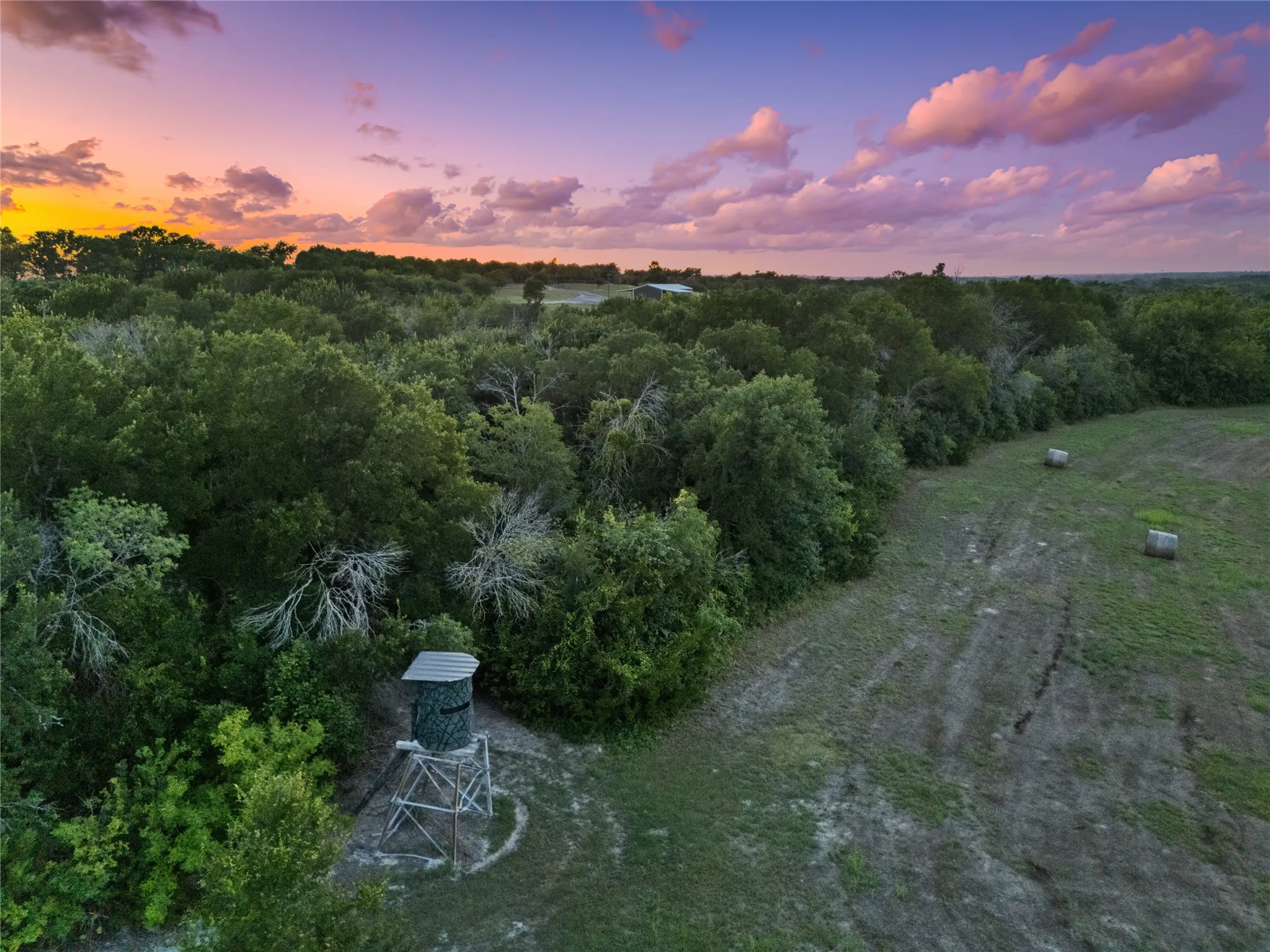 Farm For Sale in Mc Lennan County , 2967 Woodlawn Road, Bruceville, Texas 76630, 2 Bedroom, 2 Bathroom, 2 Garage spaces, 1,400 Sqft, built in 2018, mls#21342198, Real Estate Agent in Bruceville, Homes For Sale in Mc Lennan county, Homes For Sale in Bruceville, Realtor in Bruceville Texas, Real Estate Brokerage Independent Realty Texas, Luminita Cordes Realtor